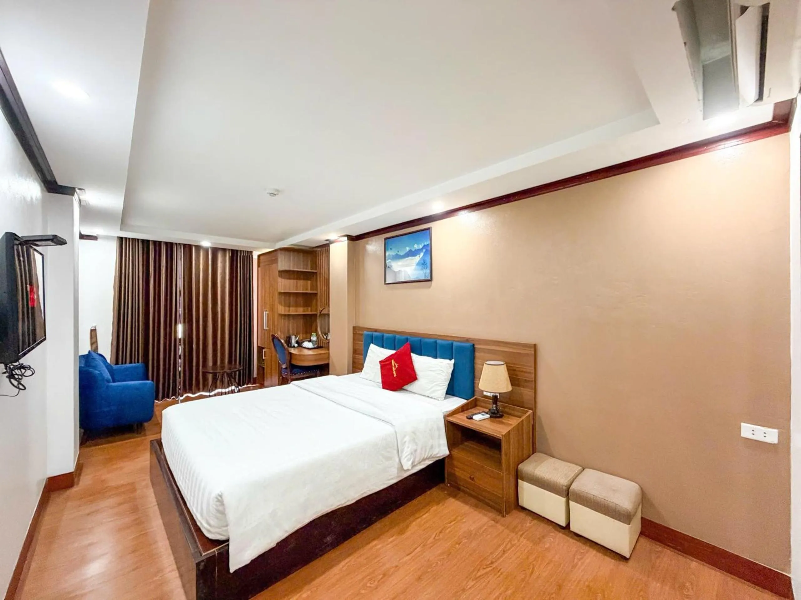 Bedroom, Bed in Liberty Sapa Hotel