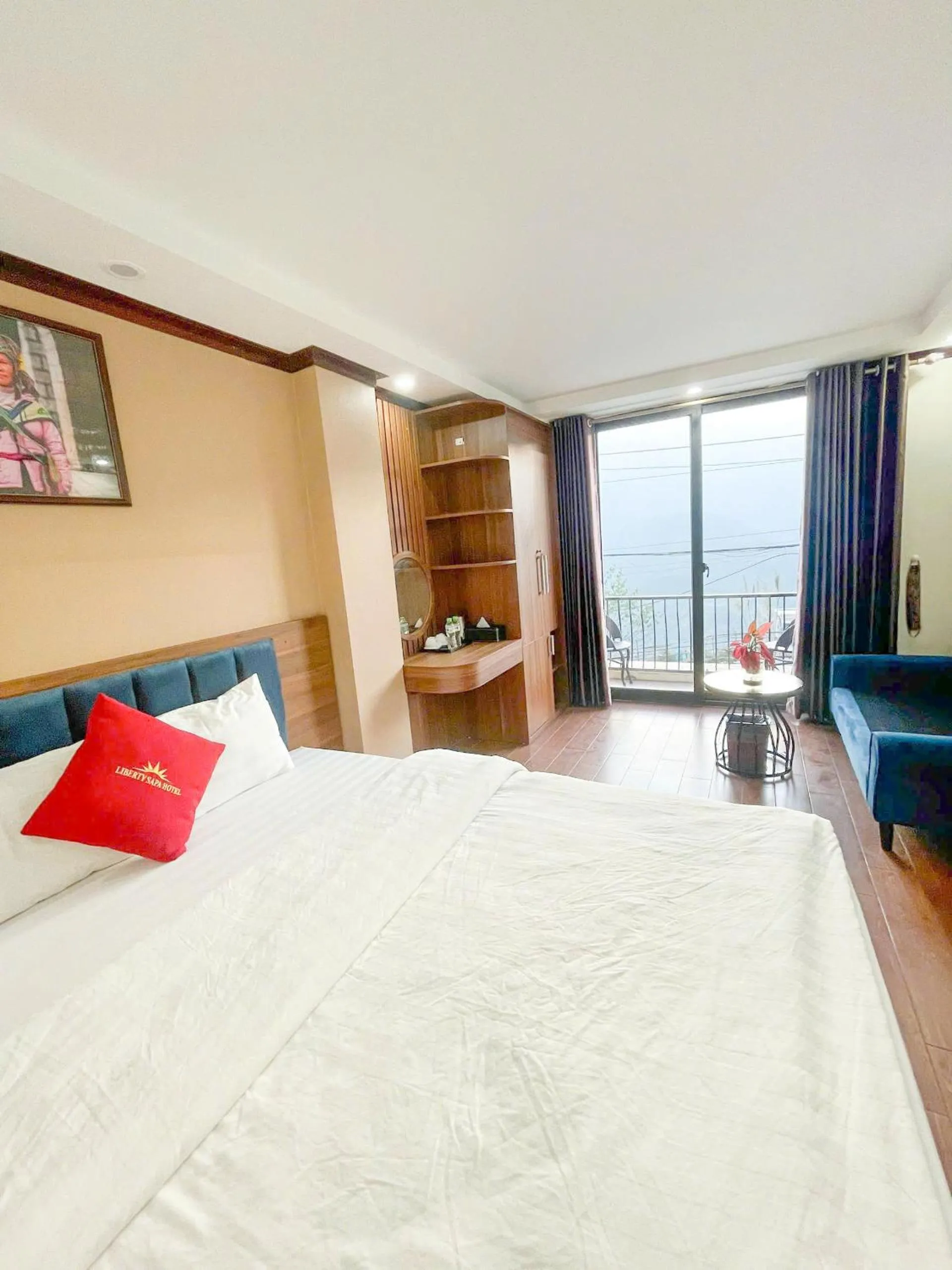 Bedroom, Bed in Liberty Sapa Hotel