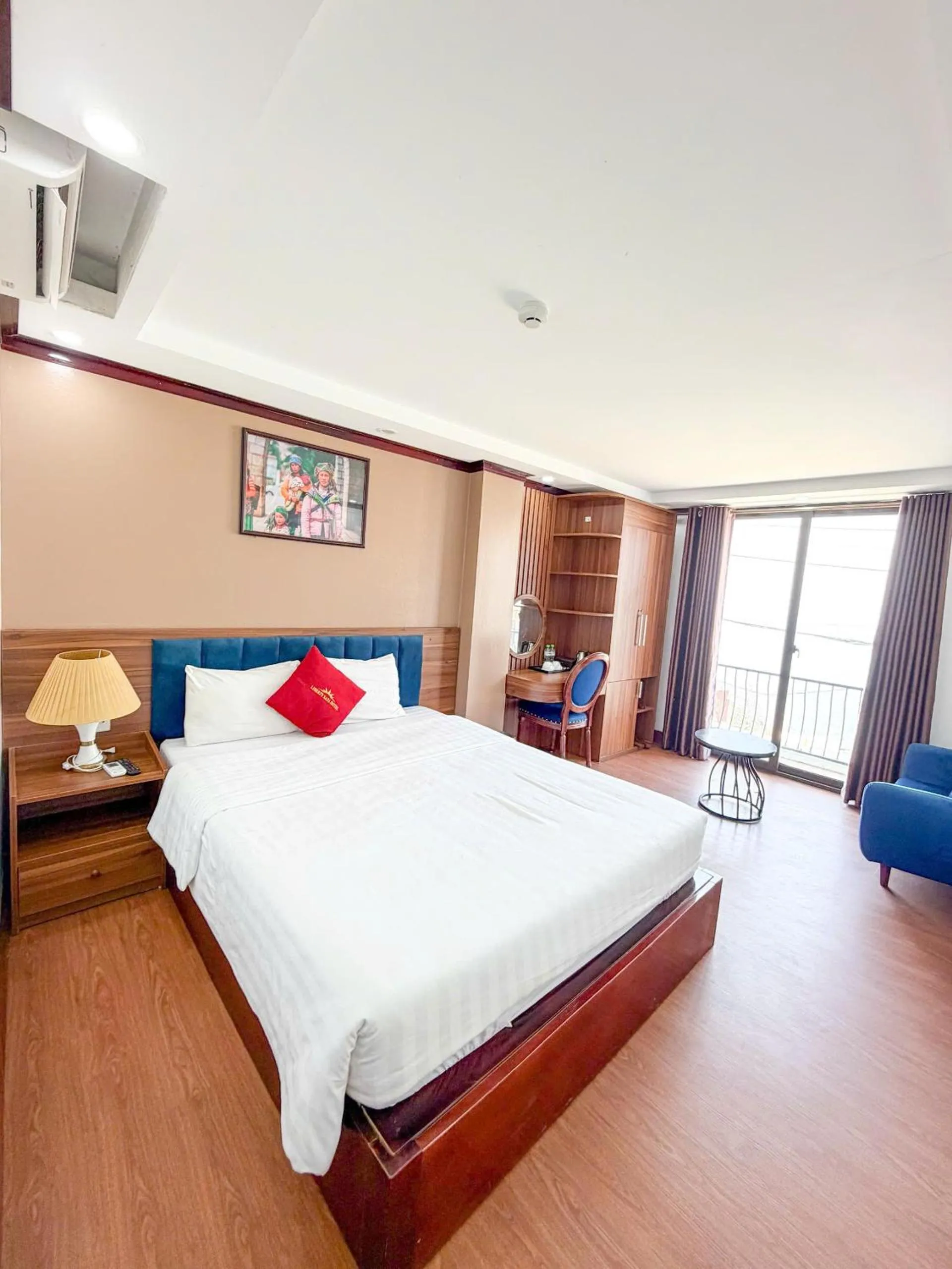 Bedroom, Bed in Liberty Sapa Hotel