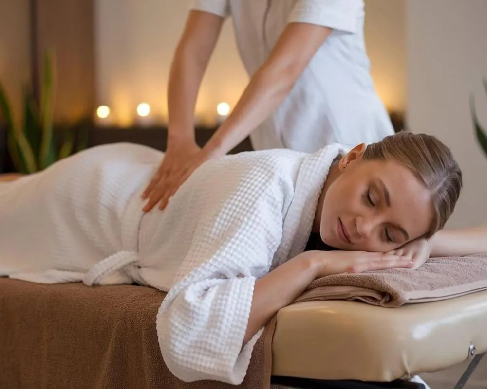 Spa and wellness centre/facilities in Norfolk Motor Inn