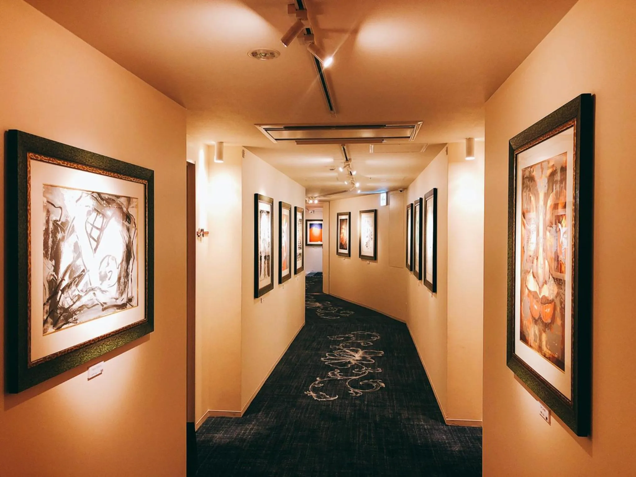 Area and facilities in Hotel Palm Royal Resort Kokusai Street