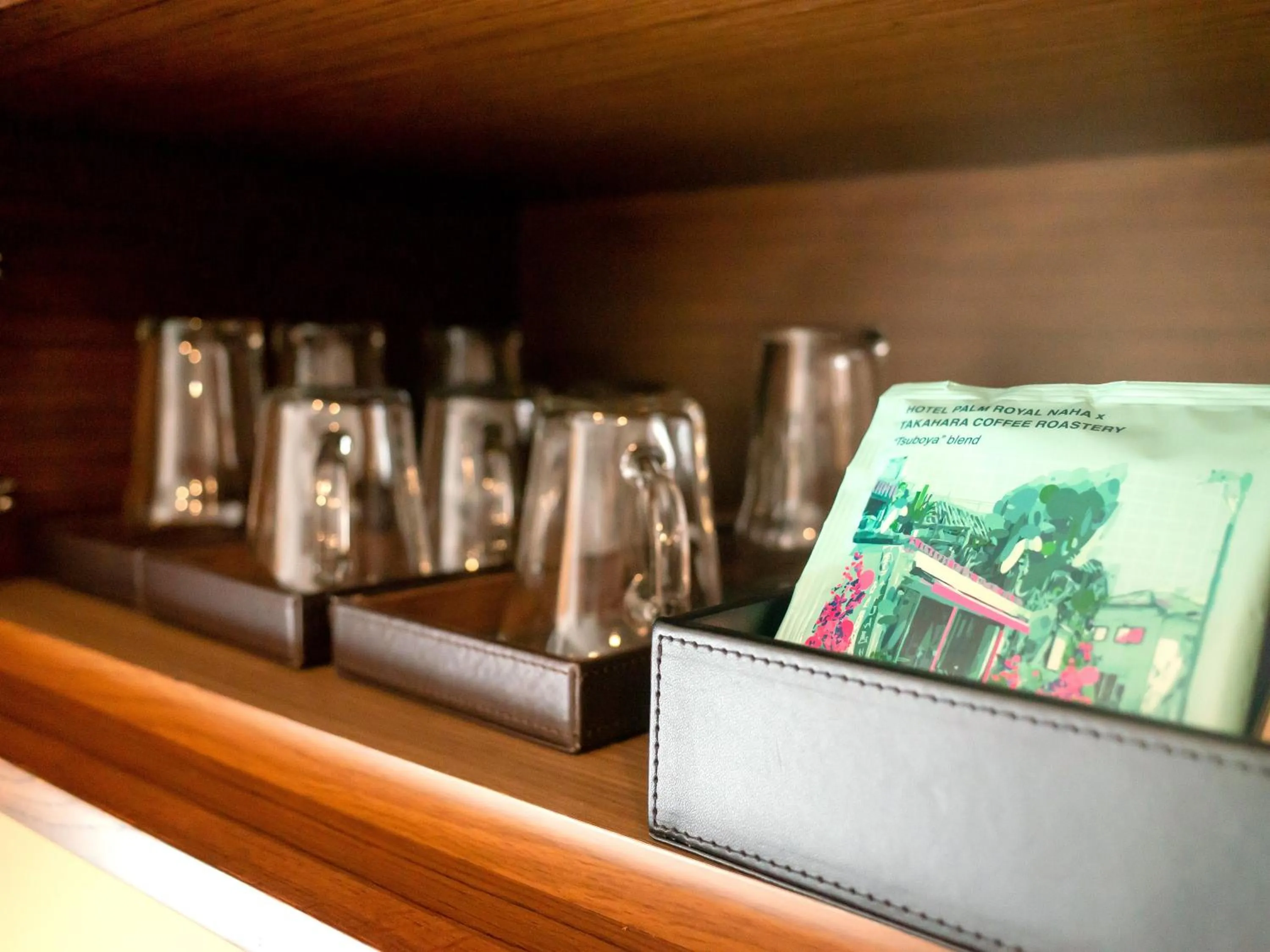 Coffee/tea facilities in Hotel Palm Royal Resort Kokusai Street