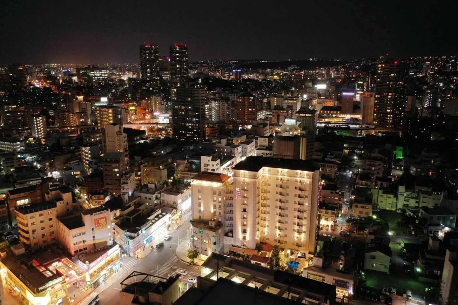 Property building in Hotel Palm Royal Resort Kokusai Street