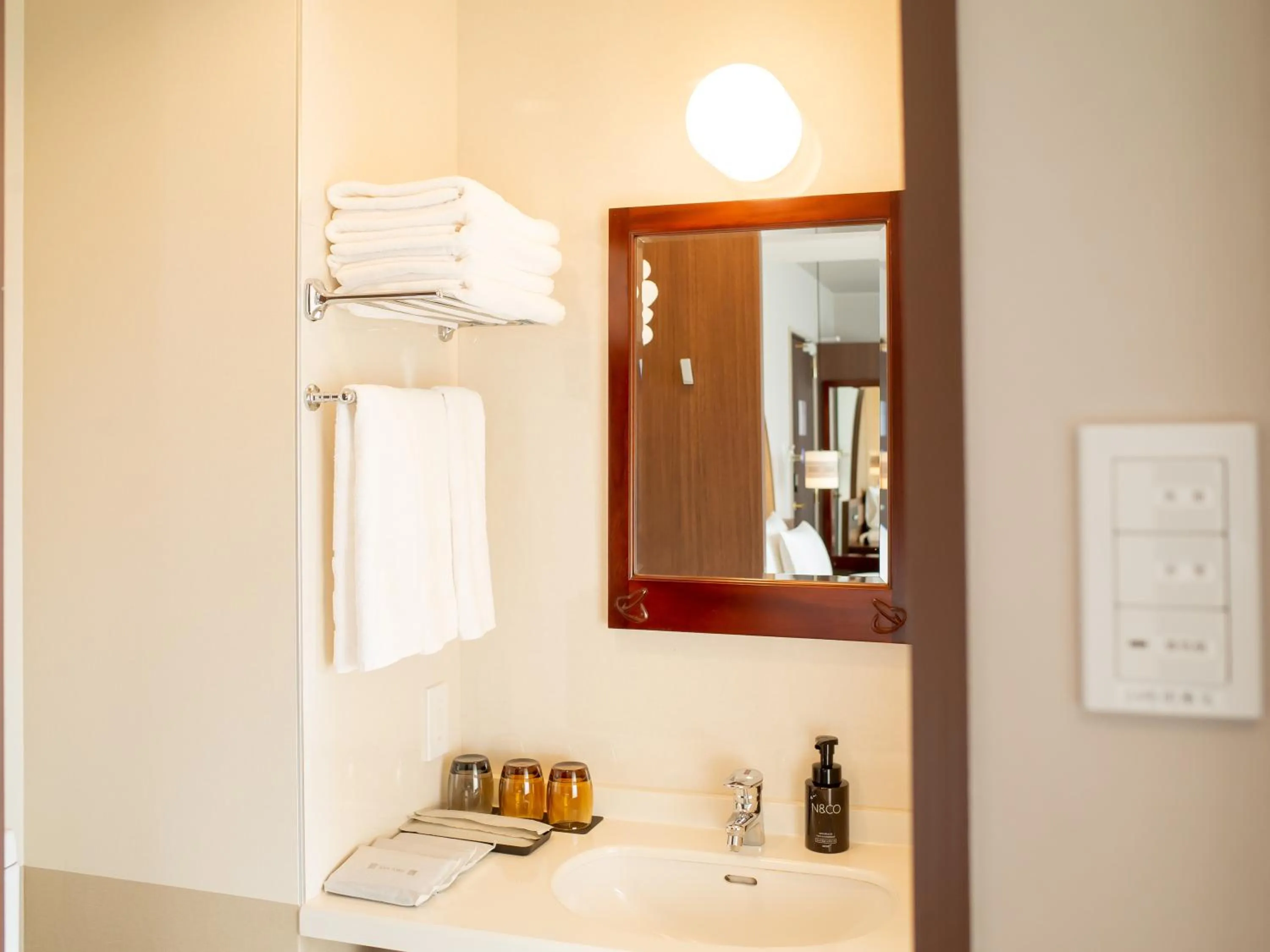 Bathroom in Hotel Palm Royal Resort Kokusai Street
