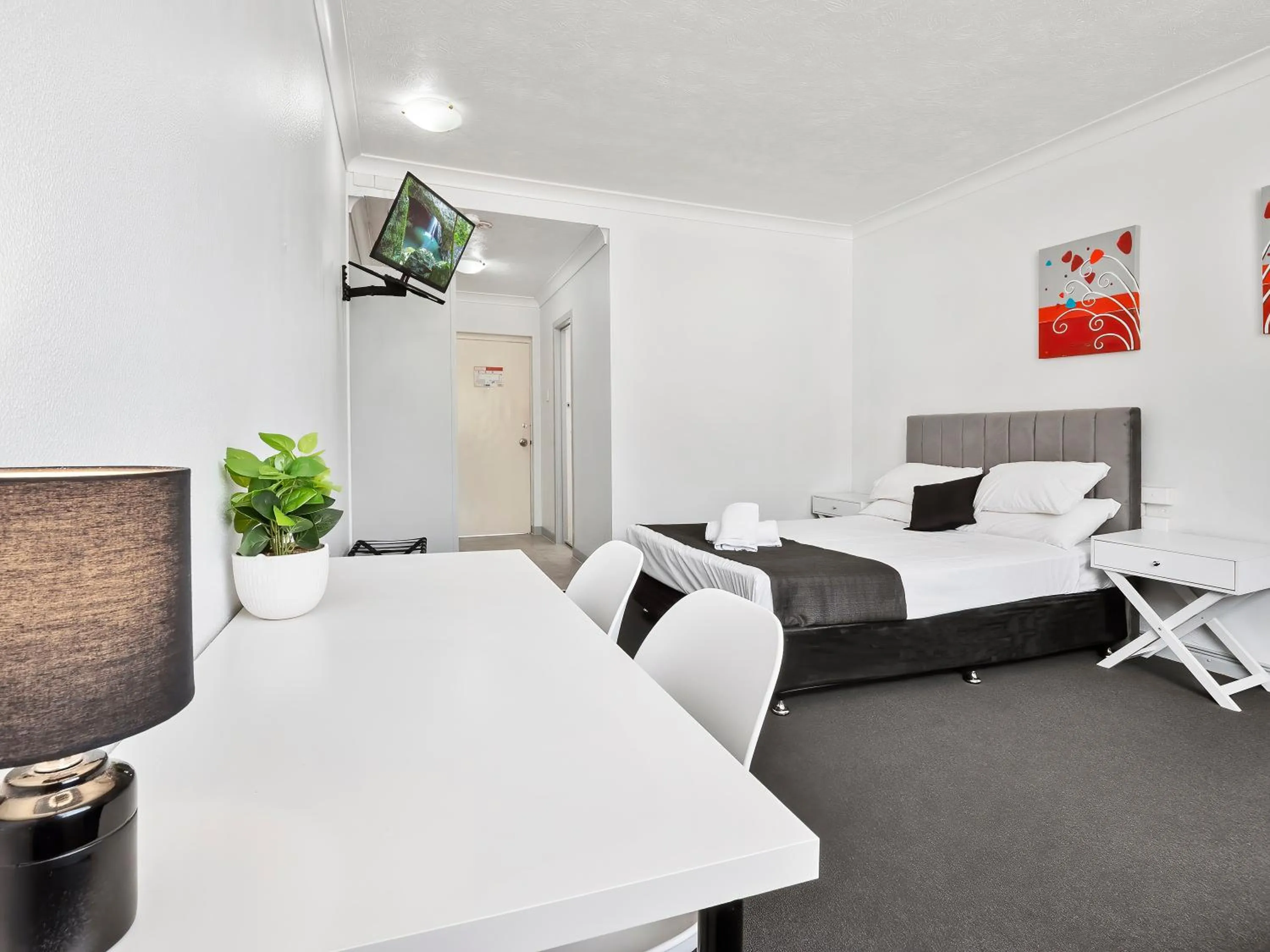 Bed in The Robert Towns