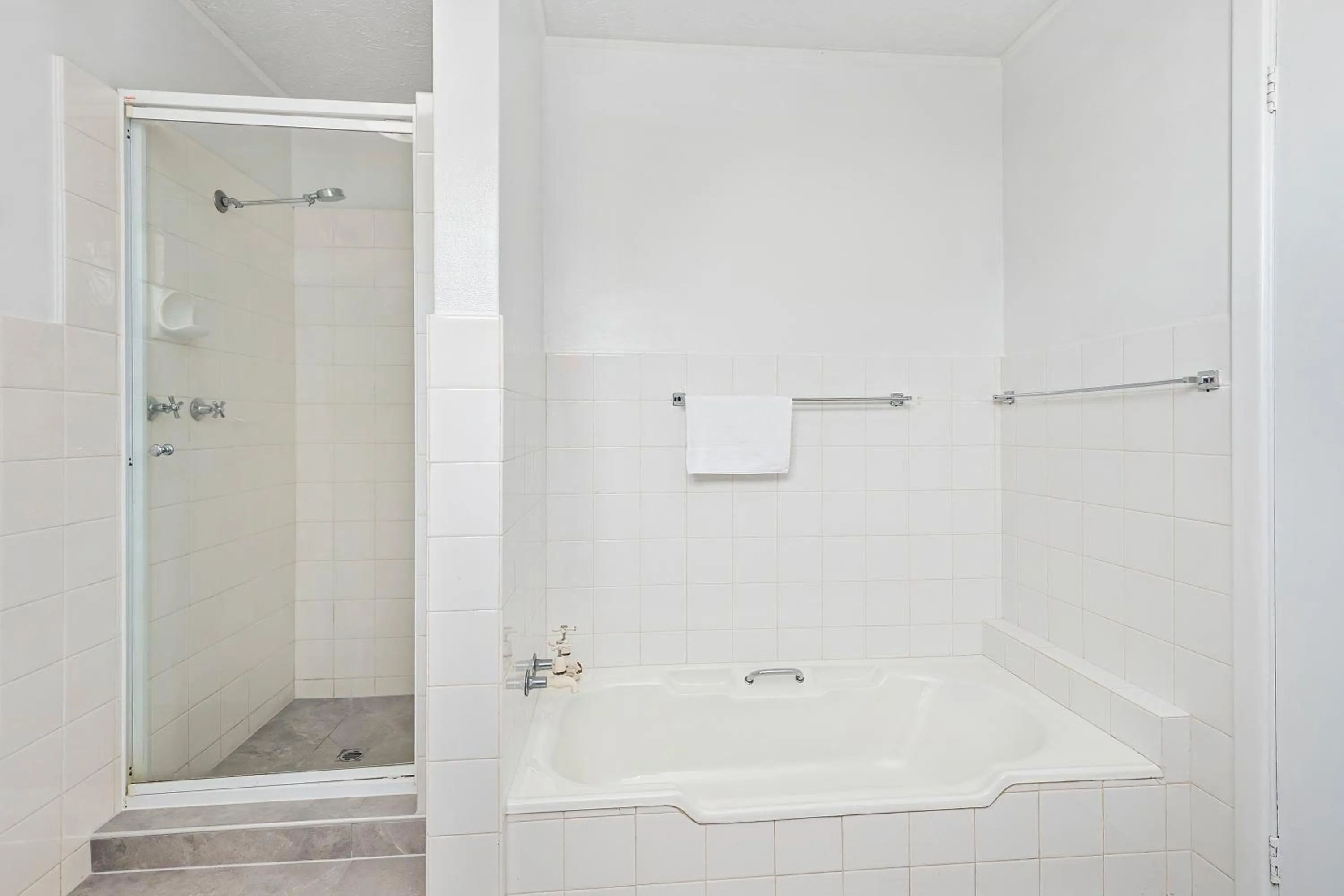 Bathroom in The Robert Towns