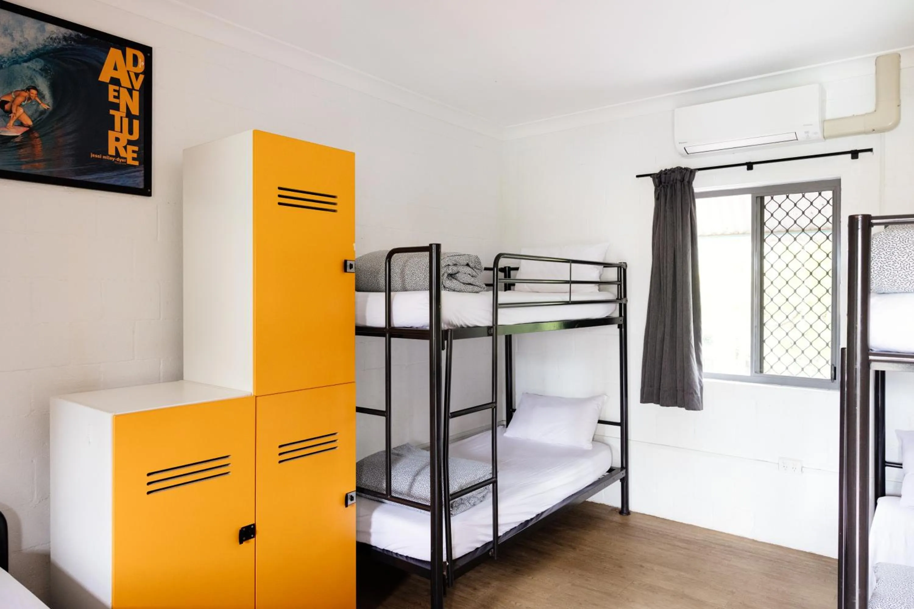 Bedroom, Bed in YHA Byron Bay