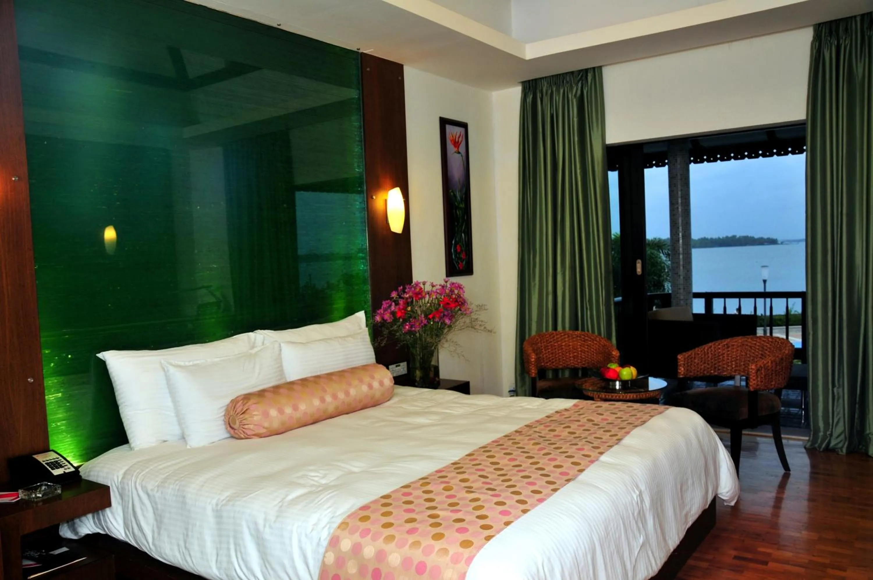Bedroom, Bed in Ramada Resort by Wyndham Kochi