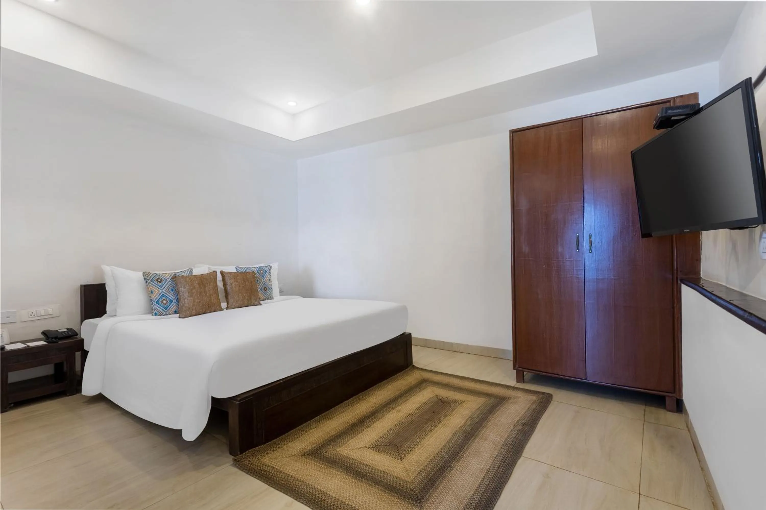 View (from property/room), Bed in Bogmallo Beach Resort