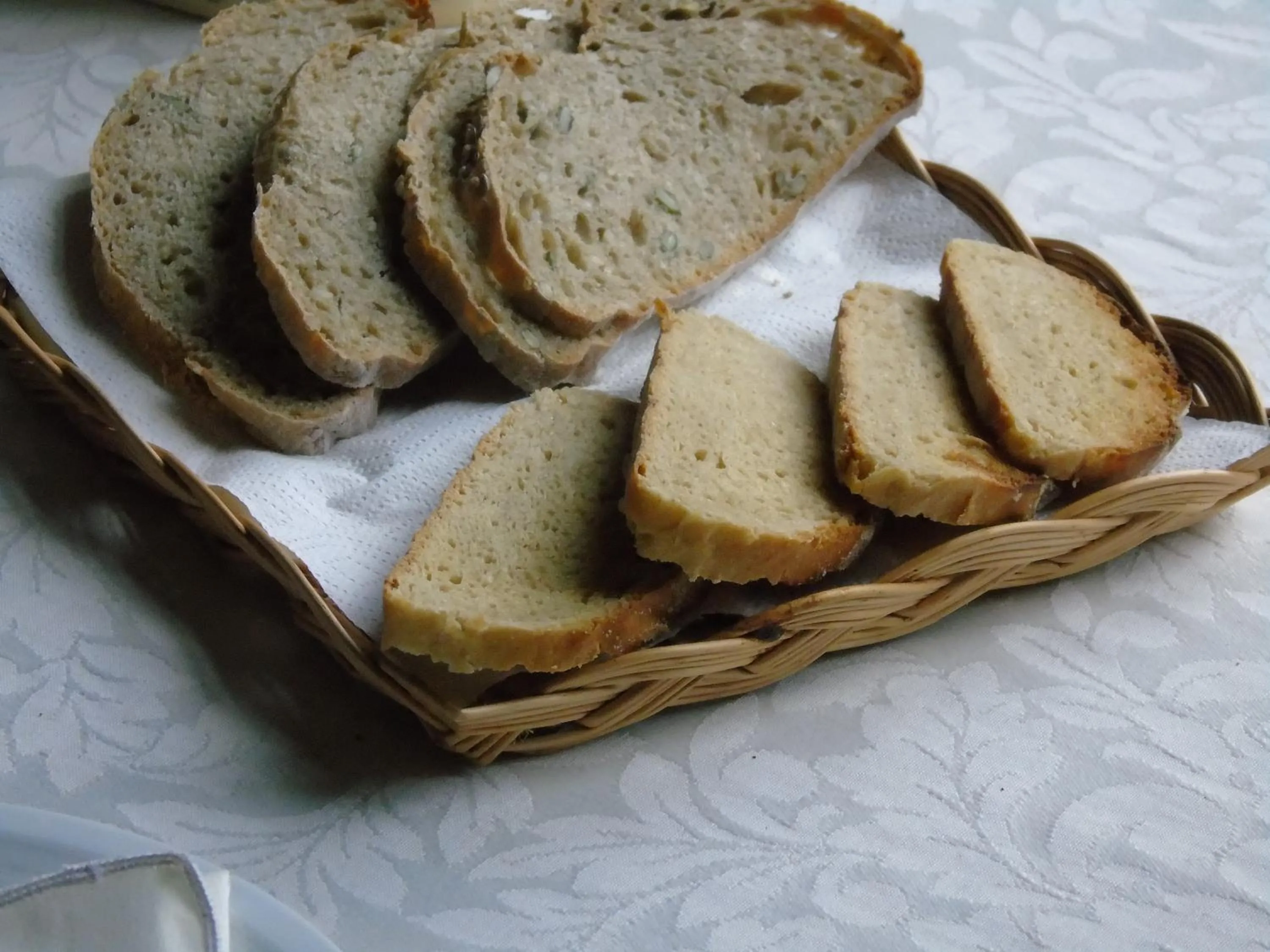 Continental breakfast in Eco Logis de Chantegrolle