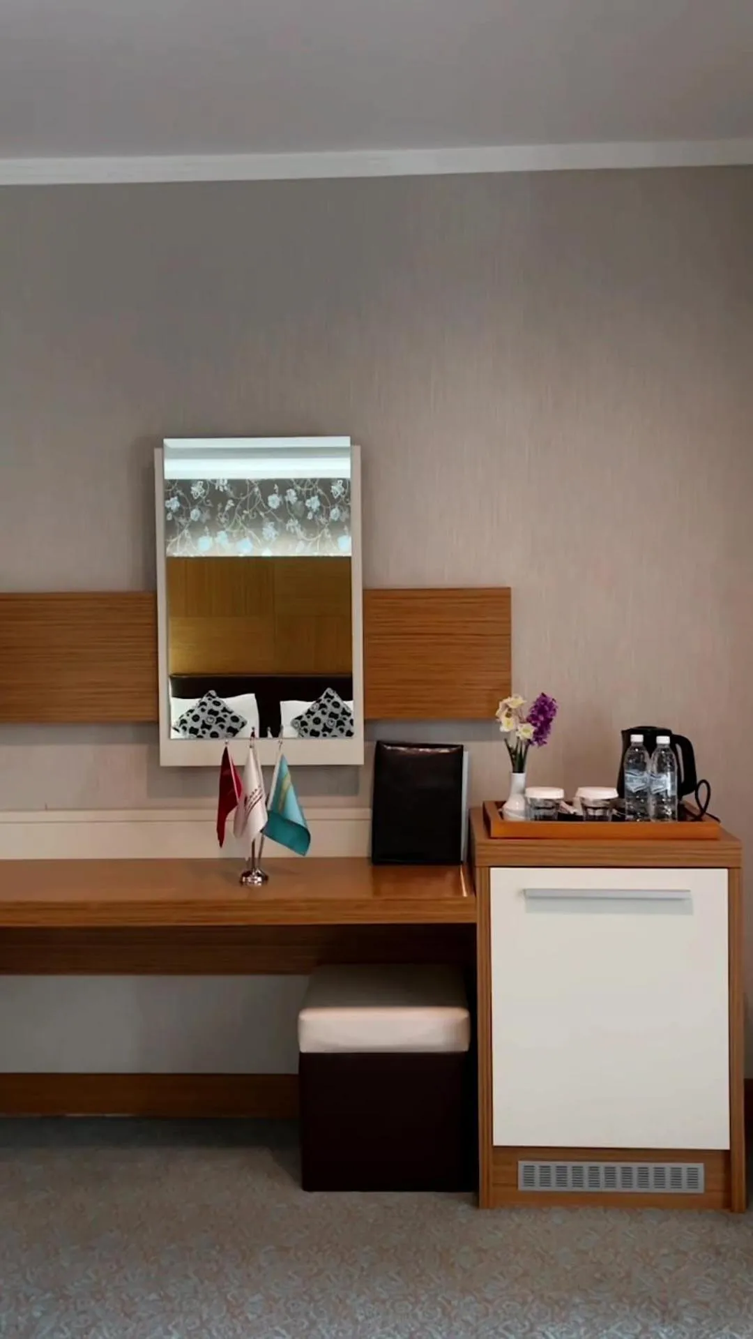 Coffee/tea facilities in Grand Nur Plaza Hotel