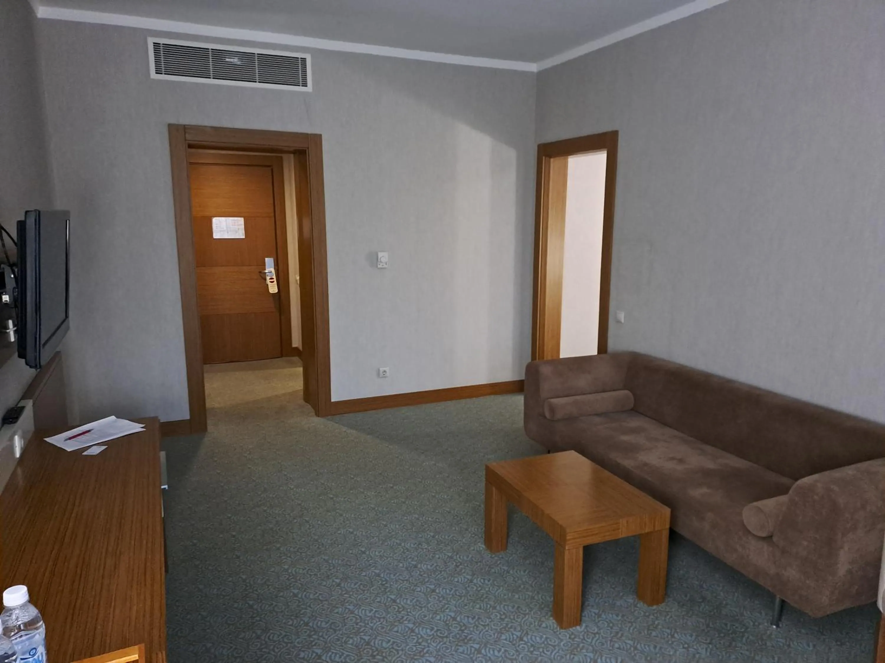 Dining area in Grand Nur Plaza Hotel