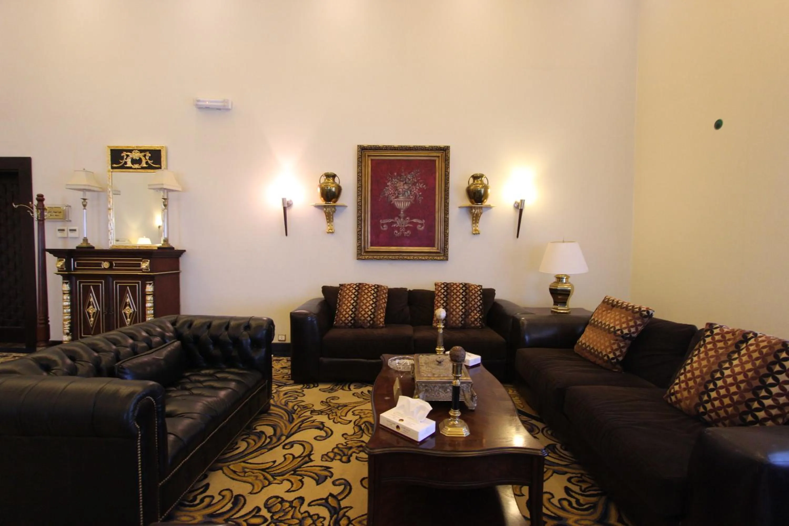 Business facilities in Awaliv Hotel