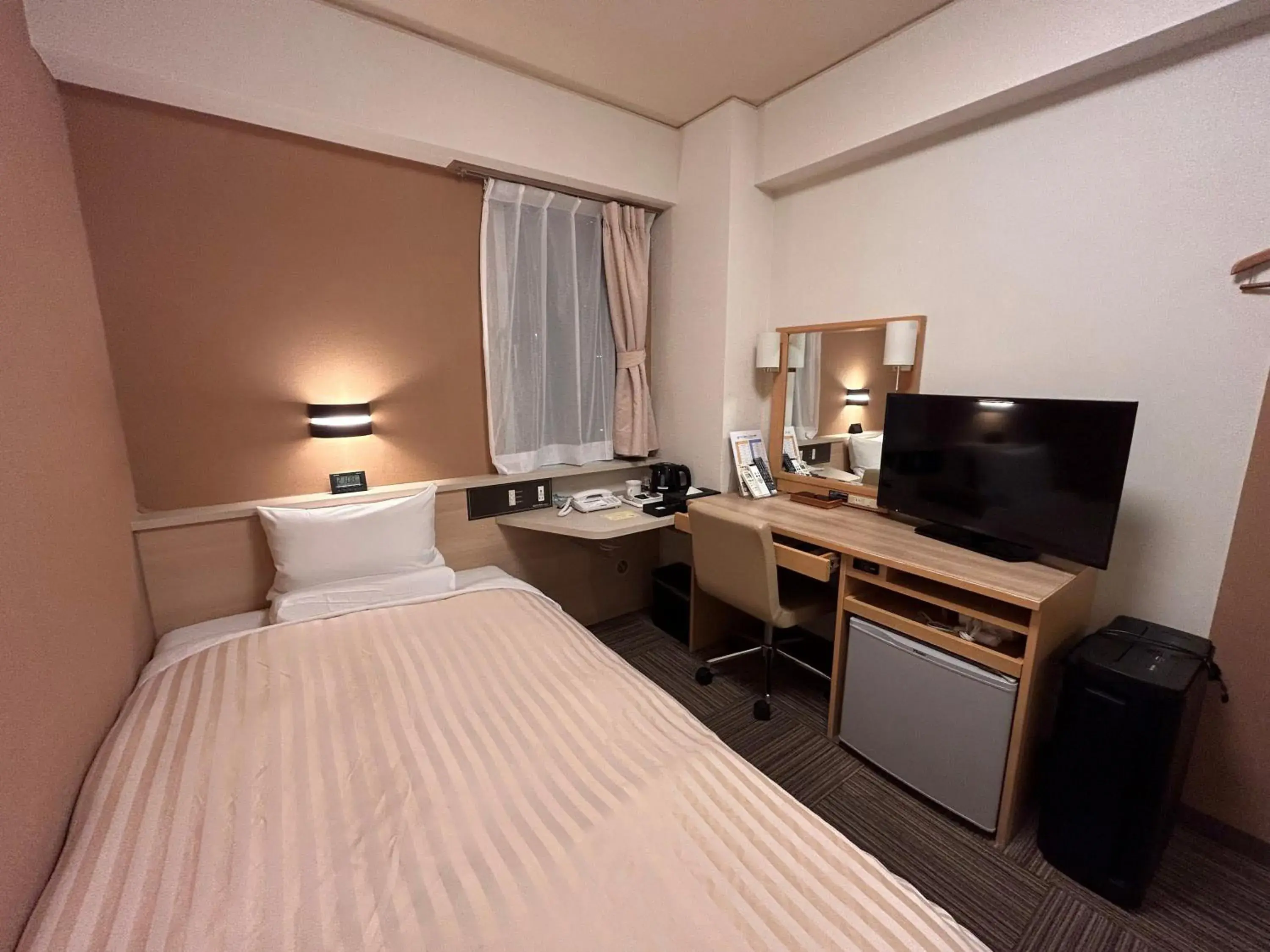 Ladies Floor Single Room - single occupancy - Non-Smoking in Hotel Route-Inn Shinagawa-Oimachi Ladies Floor Single Room - single occupancy - Non-Smoking in Hotel Route-Inn Shinagawa-Oimachi