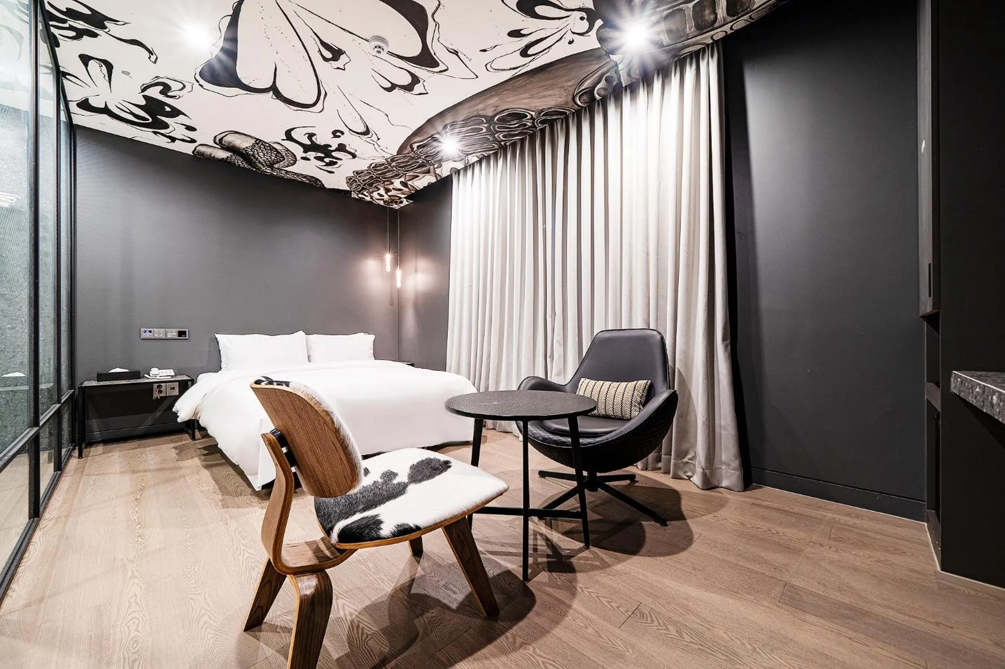 Photo of the whole room in Amare Hotel Jongno