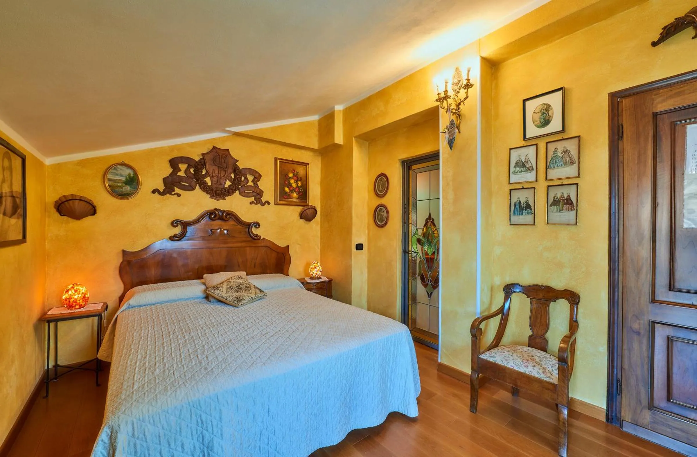 Bed in B&B - FORESTERIA - Frontelago Lake Como