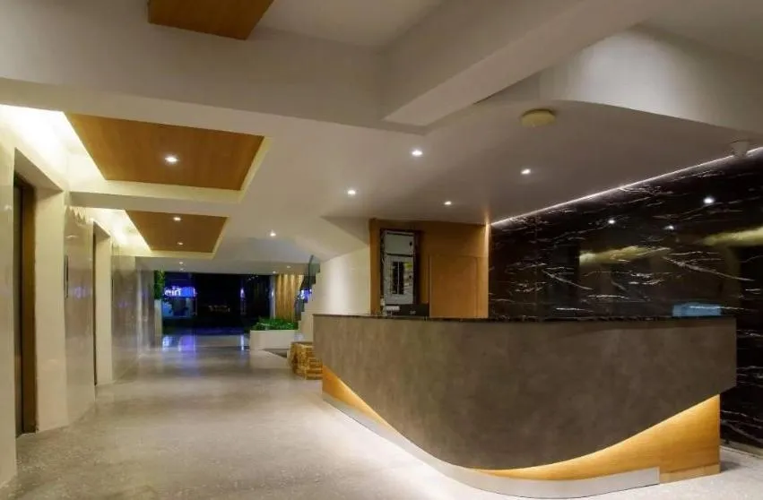 Lobby or reception in Hi Season Hotel