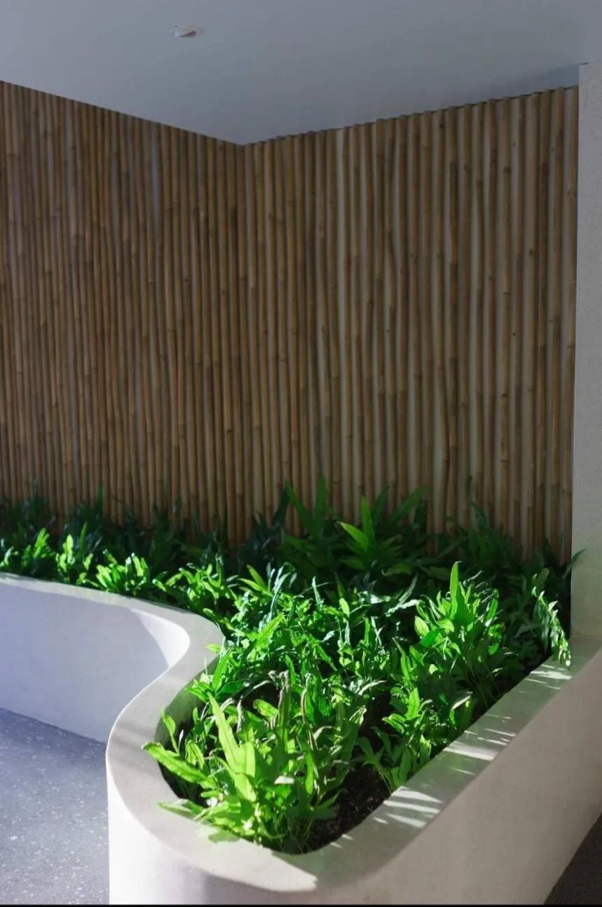 Garden in Hi Season Hotel