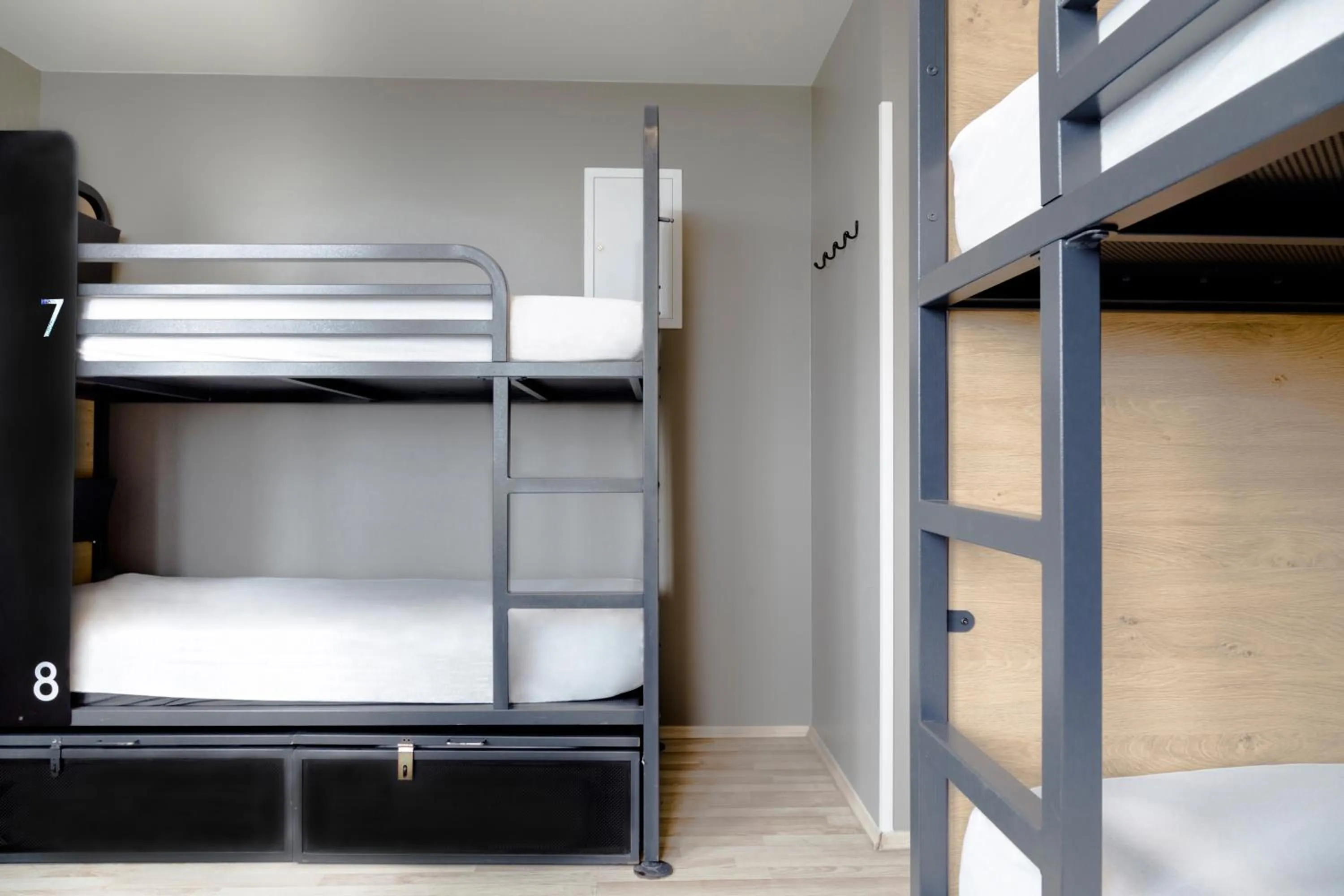 bunk bed, Bed in Generator Hamburg