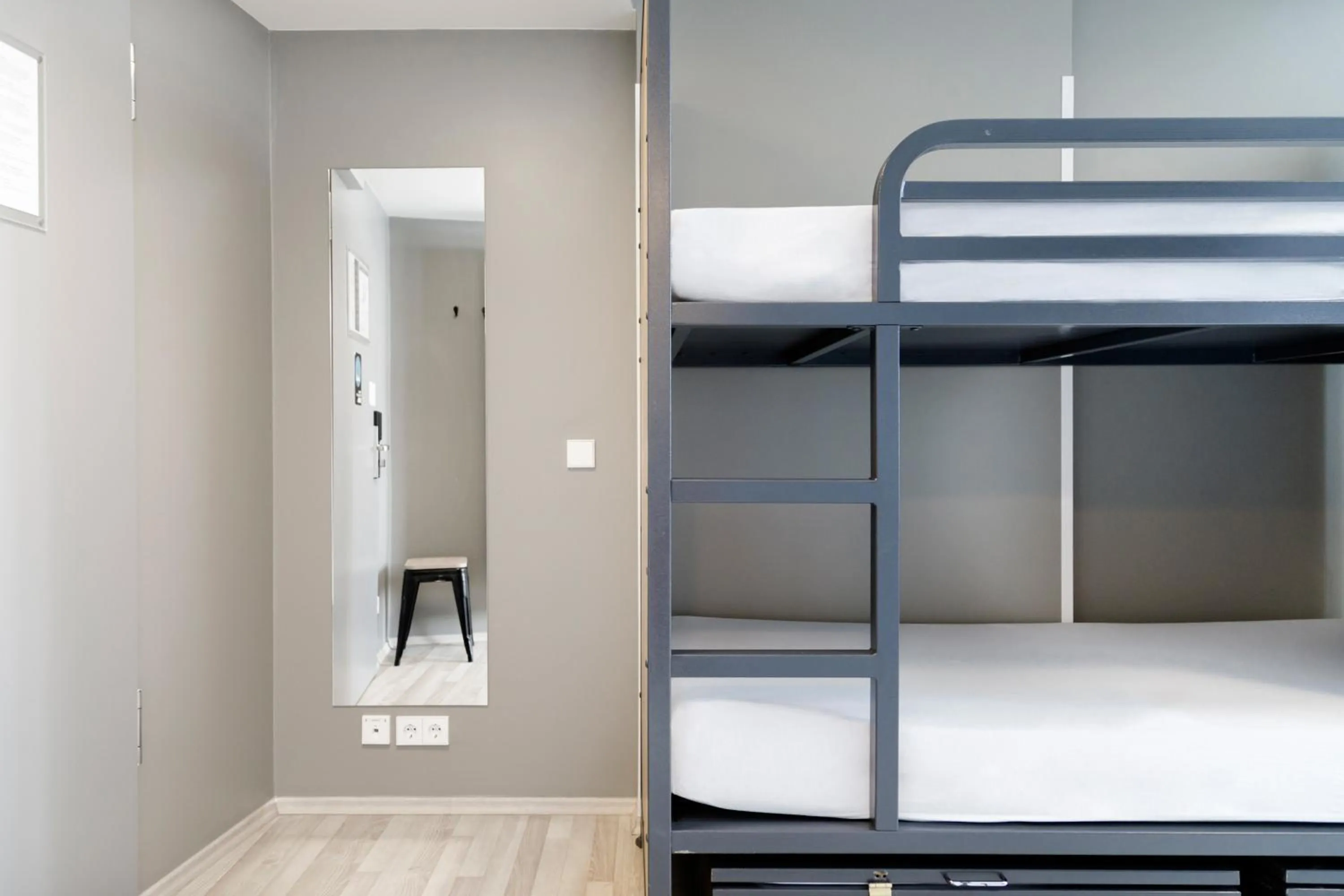 bunk bed, Bed in Generator Hamburg