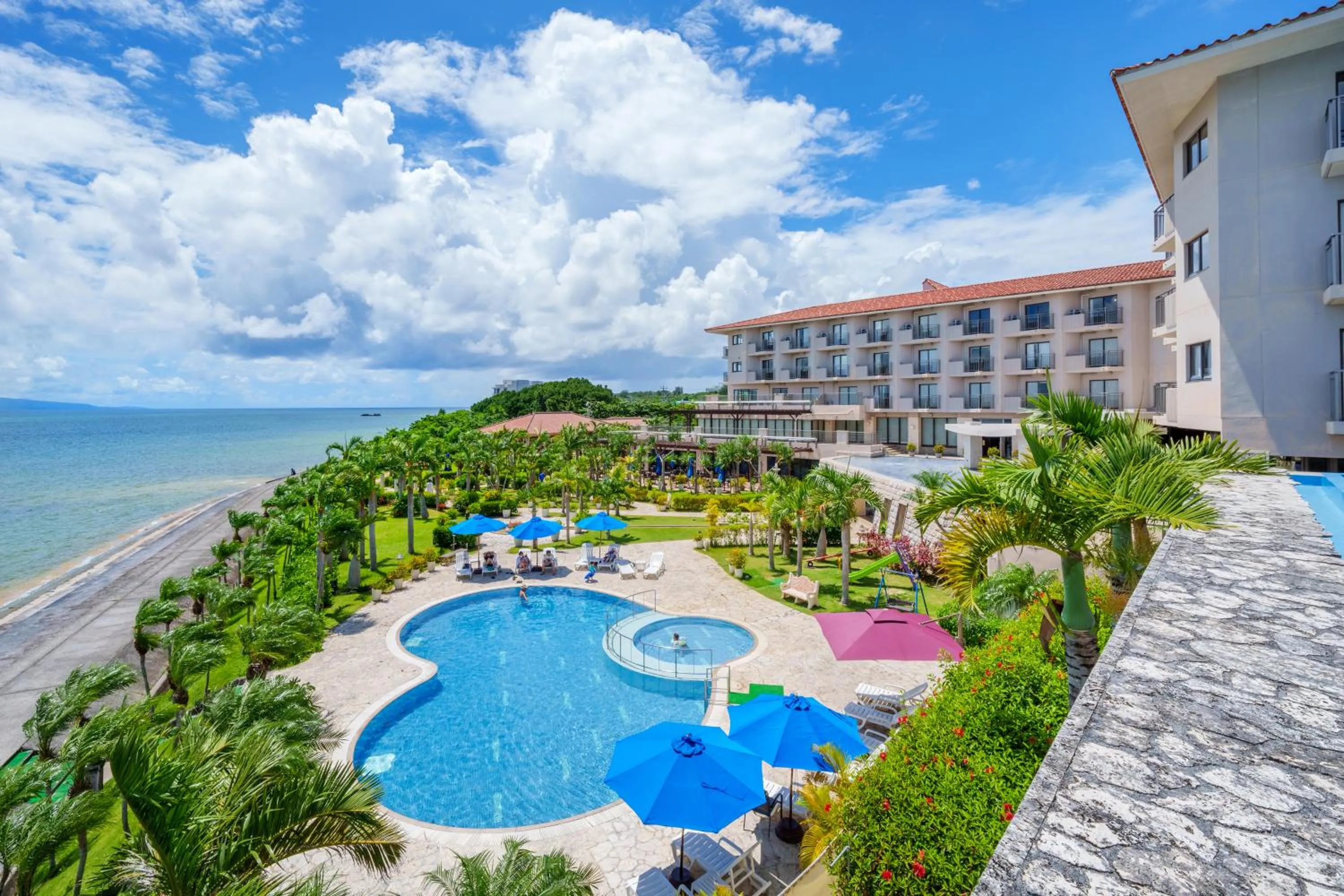 Property building in GRANDVRIORESORT ISHIGAKIJIMA Ocean's Wing & Villa Garden