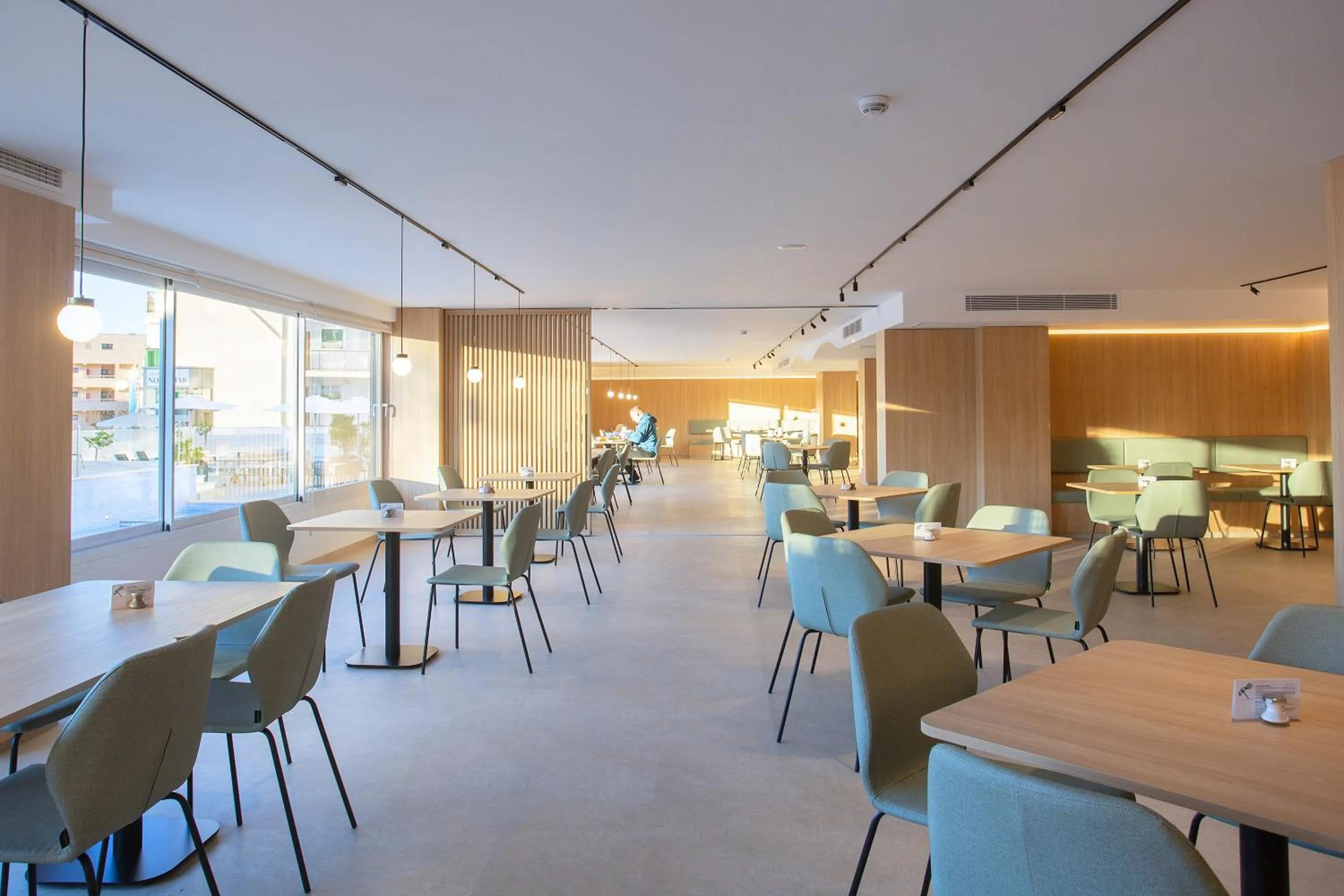 Restaurant/places to eat in Aparthotel Novo Mar