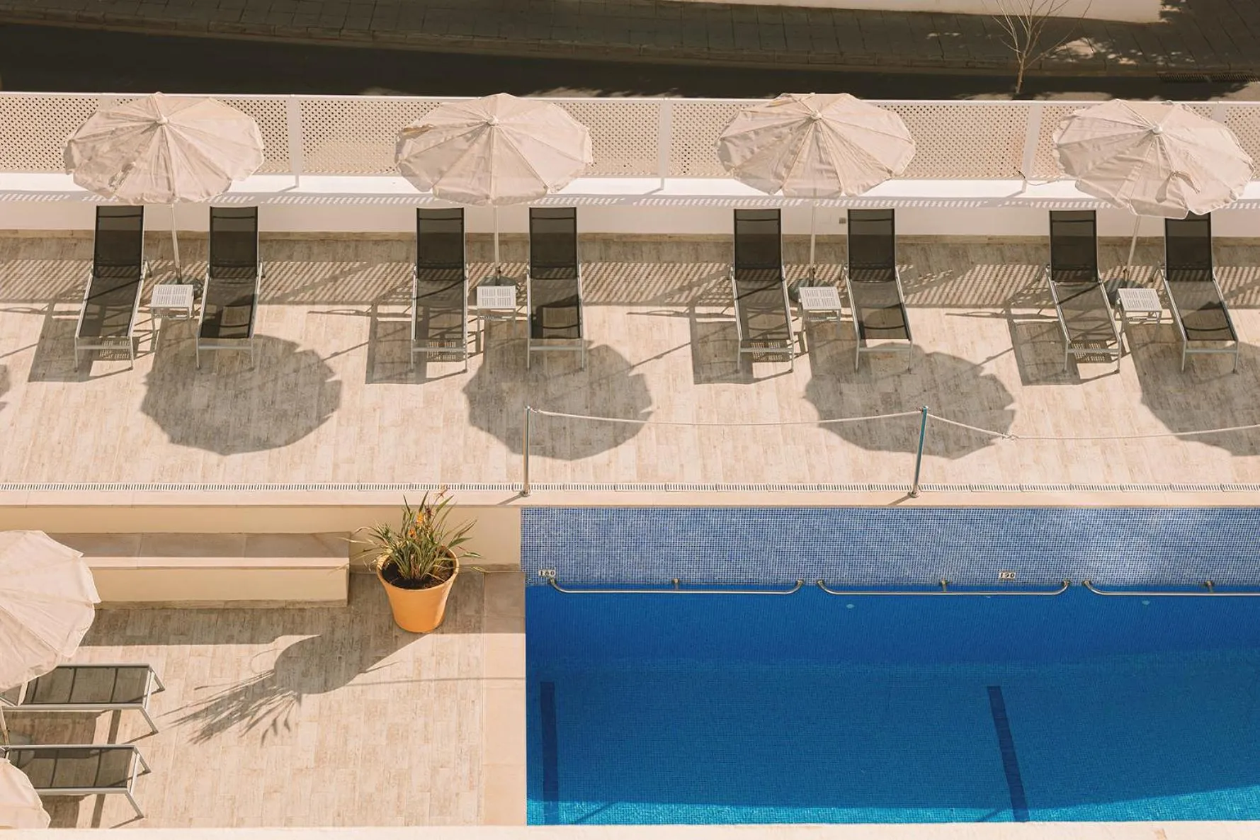 Swimming pool in Aparthotel Novo Mar