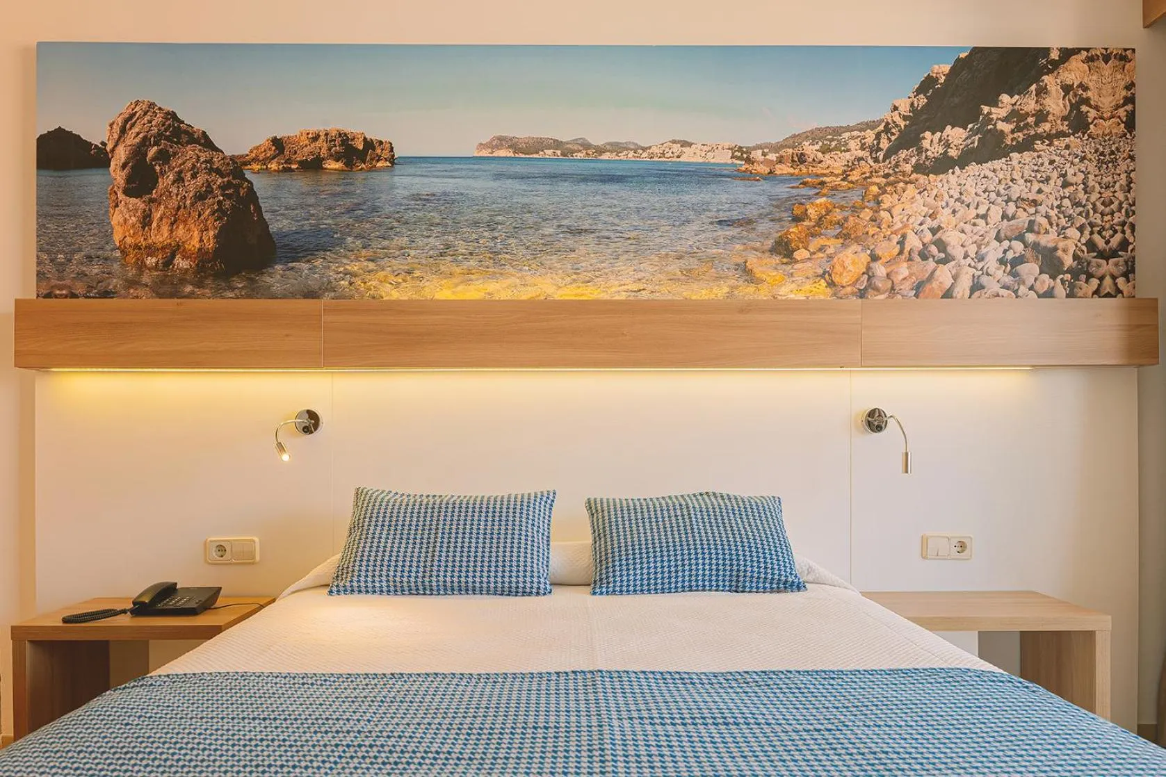 Bed in Aparthotel Novo Mar