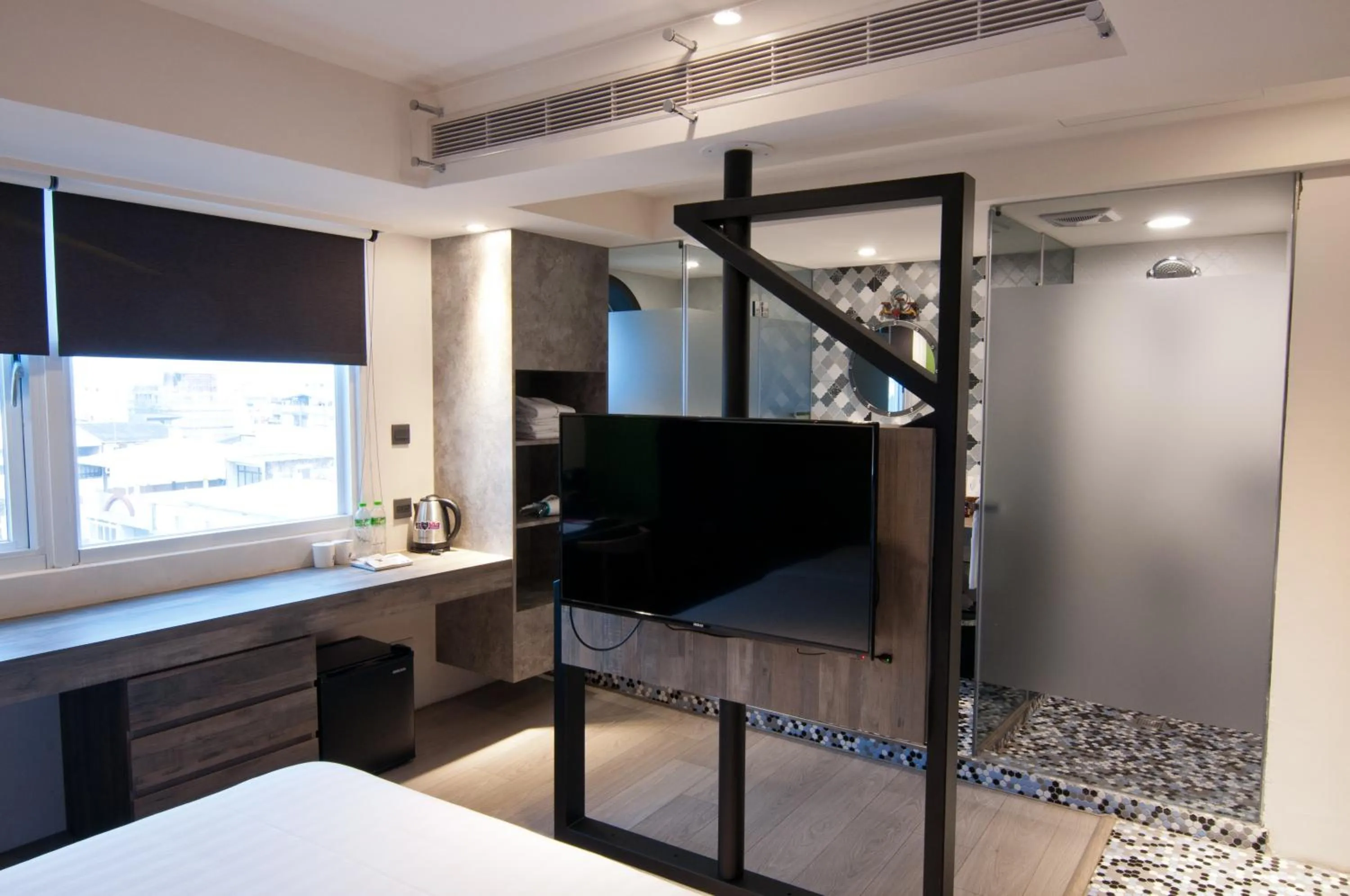 Bedroom, Bed in Huwei Hotel