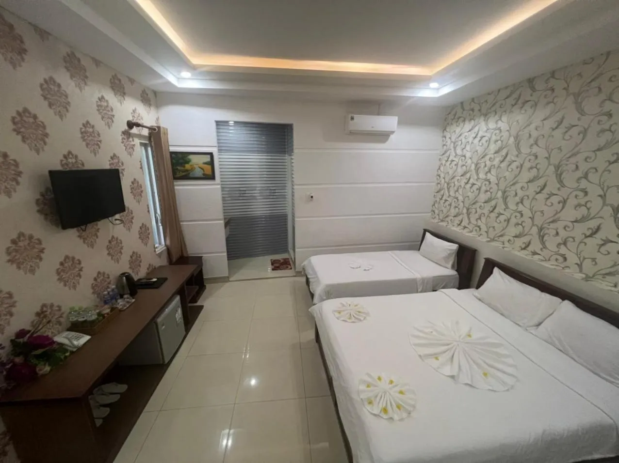 Bed in VẠN LỘC HOTEL