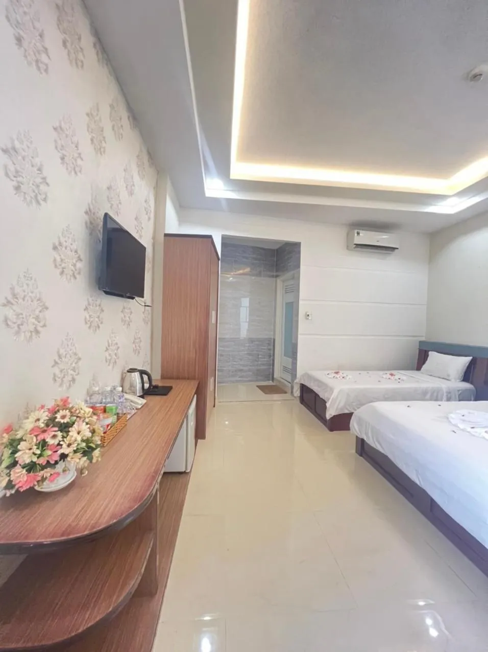 Bed in VẠN LỘC HOTEL