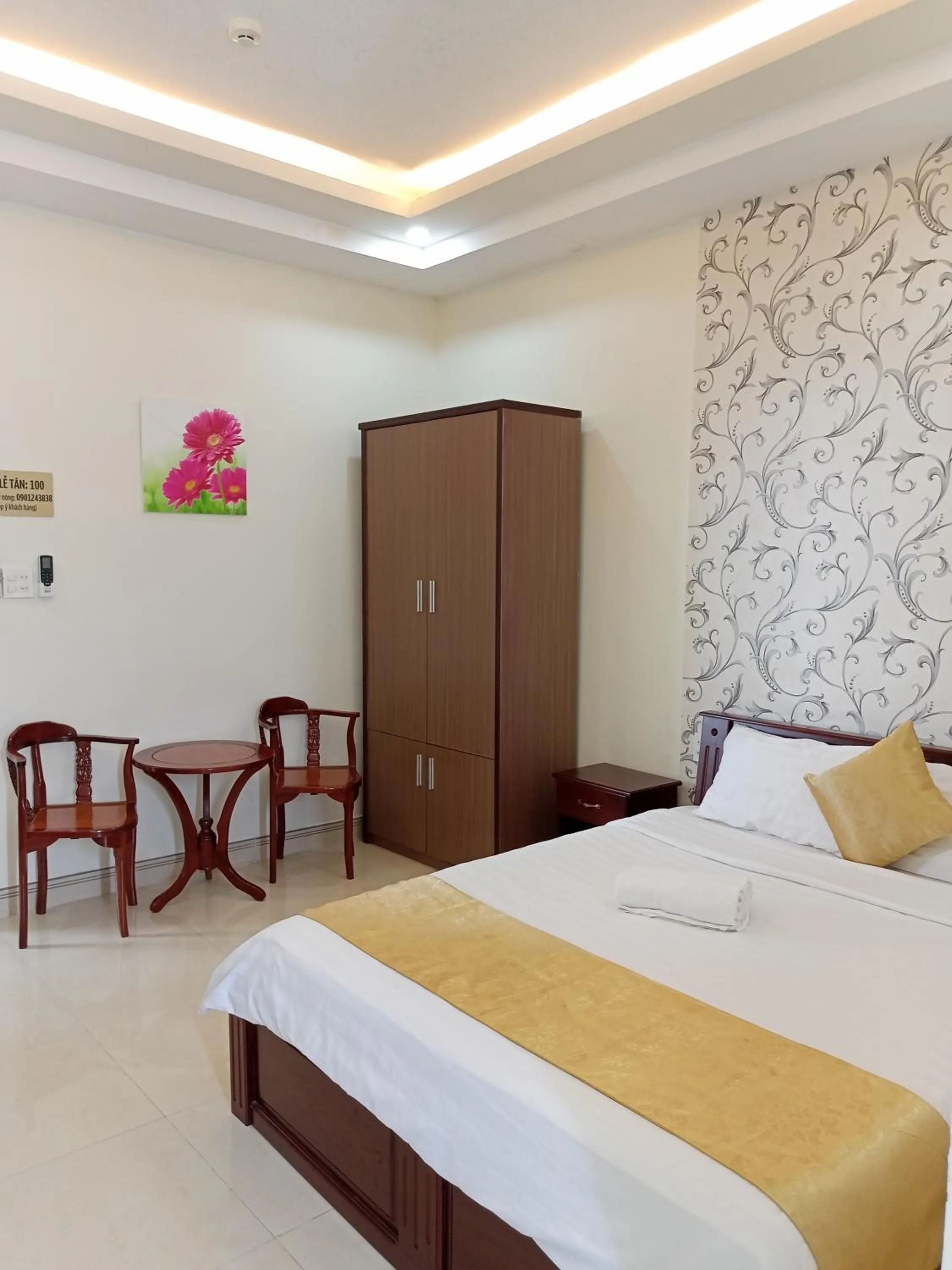 Bed in VẠN LỘC HOTEL