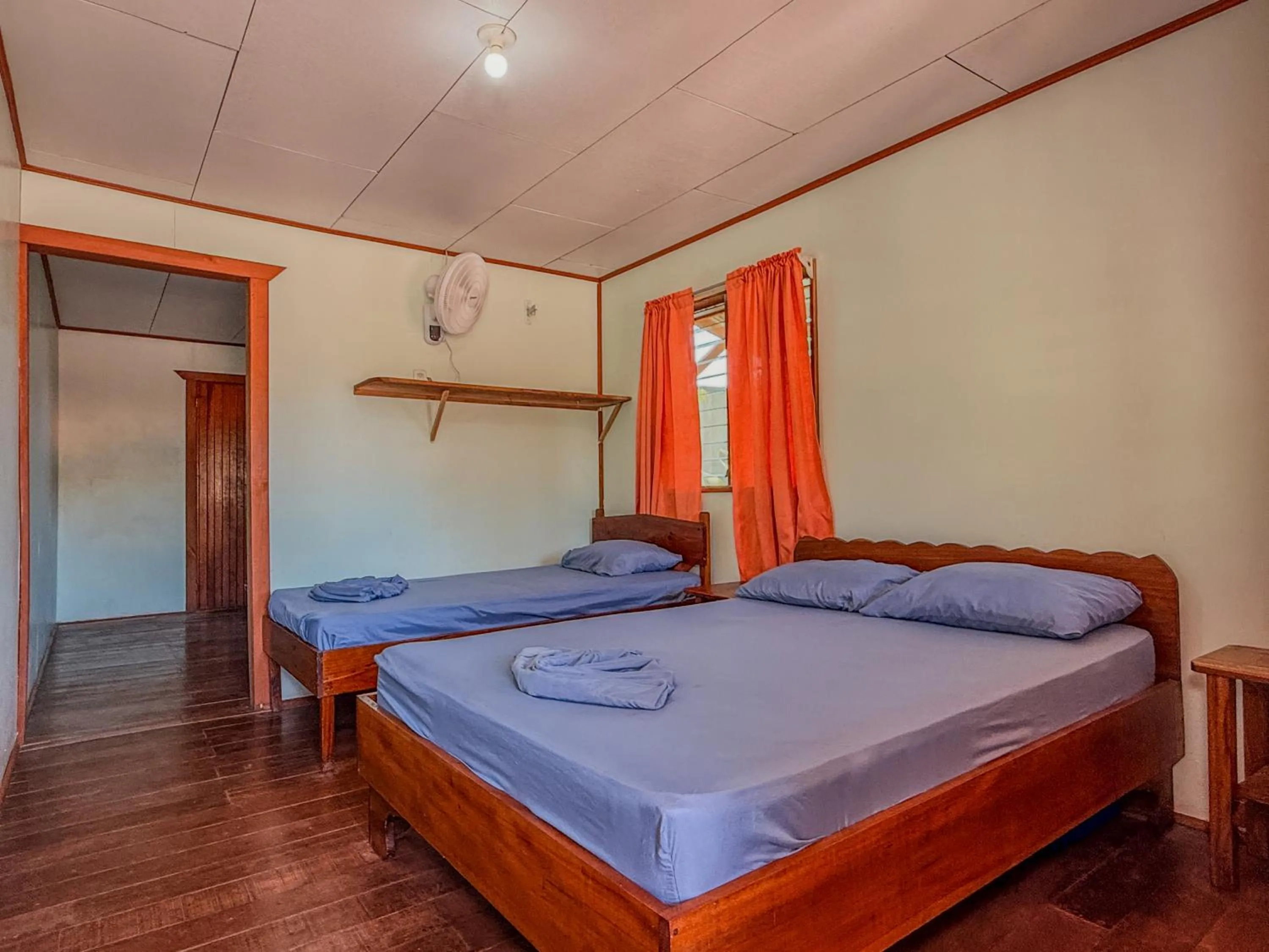 Bed in Cabinas Popular