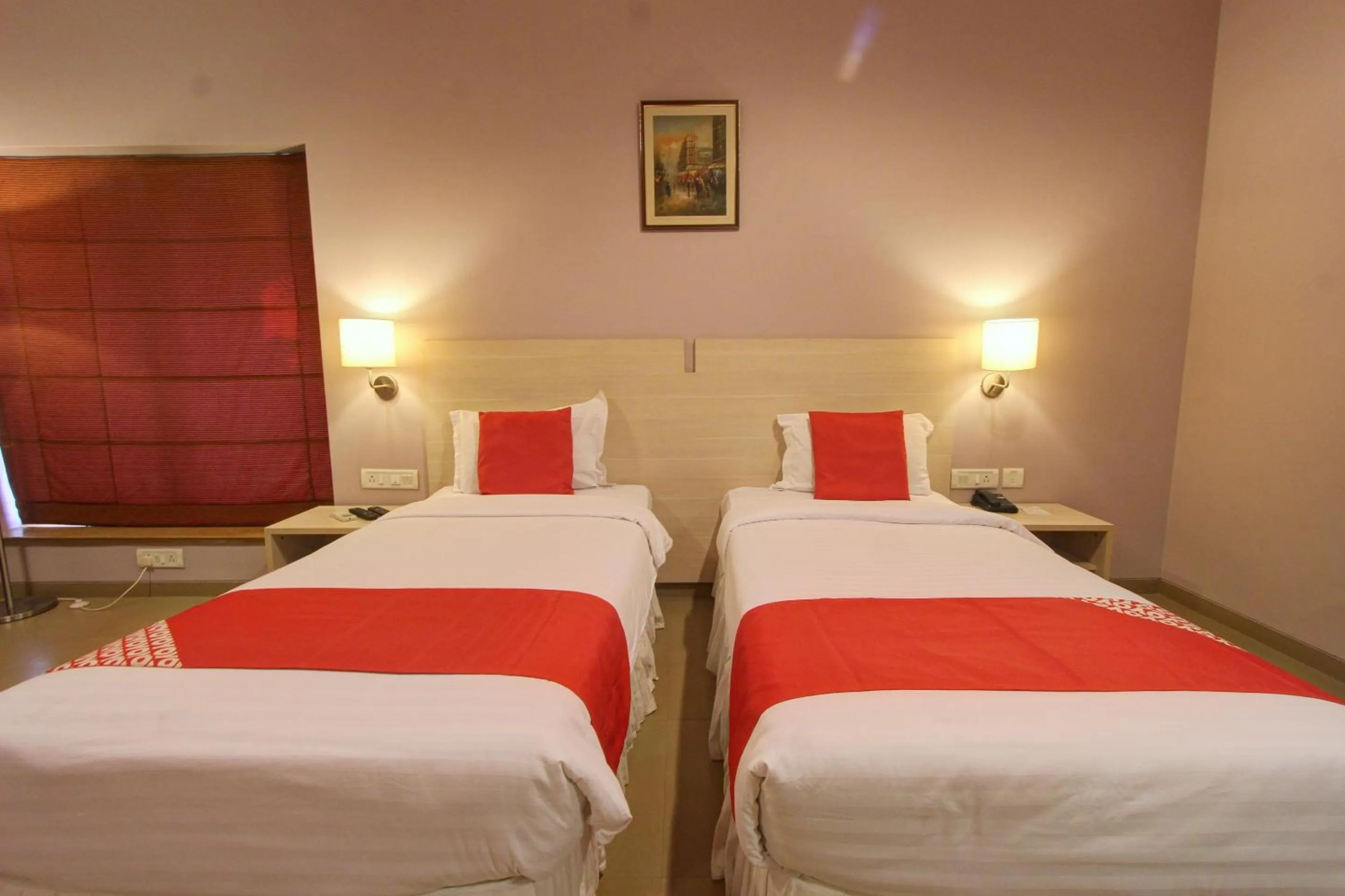 Bedroom, Bed in Golden Amoon Resort