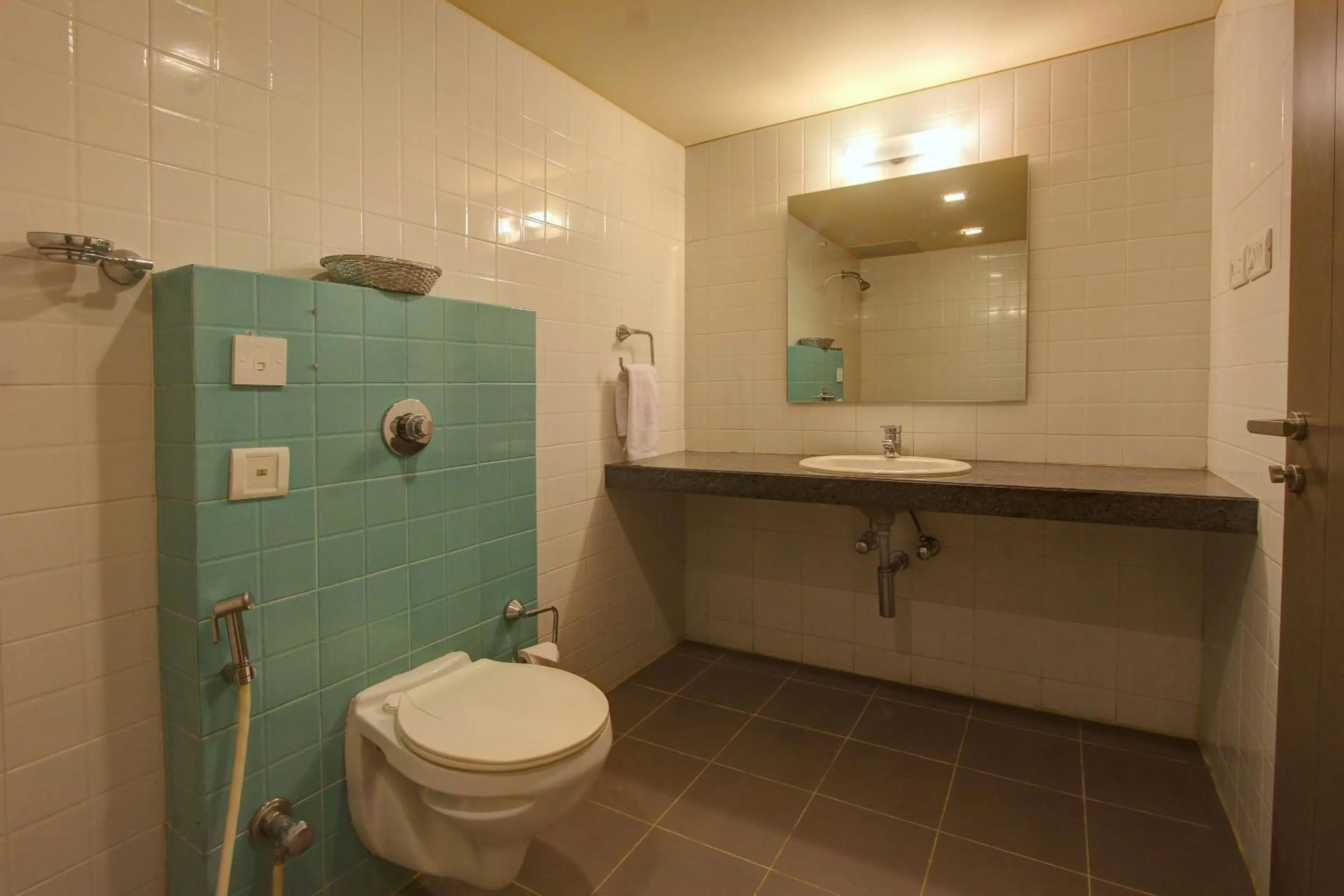 Shower in Golden Amoon Resort