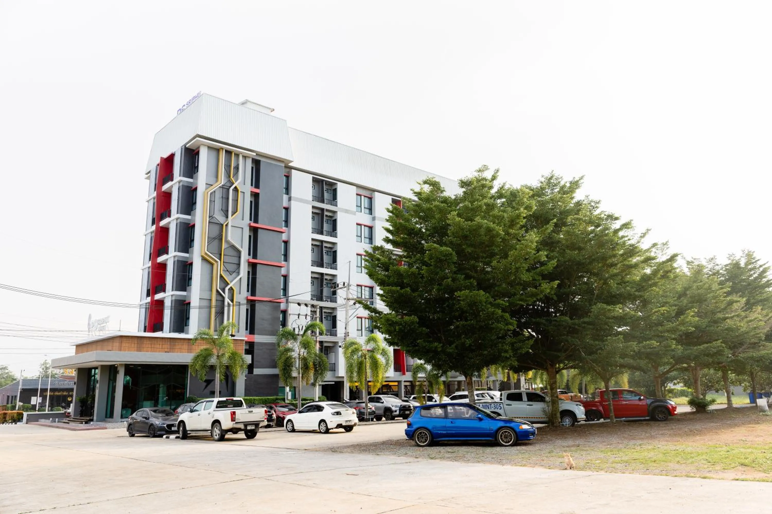 Property building in Ps Sriphu Hotel