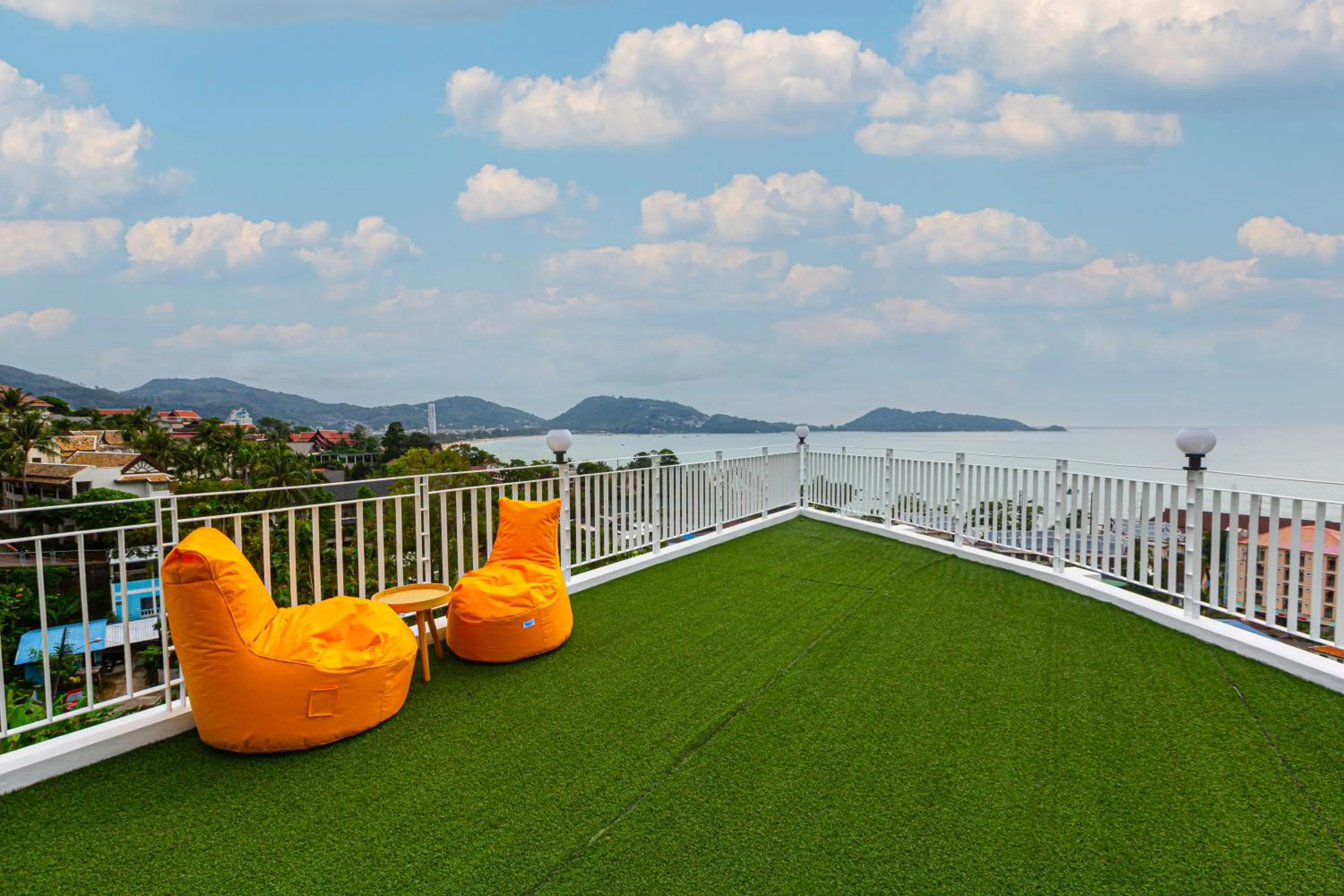 Balcony/Terrace in Rossarin Sea View Patong