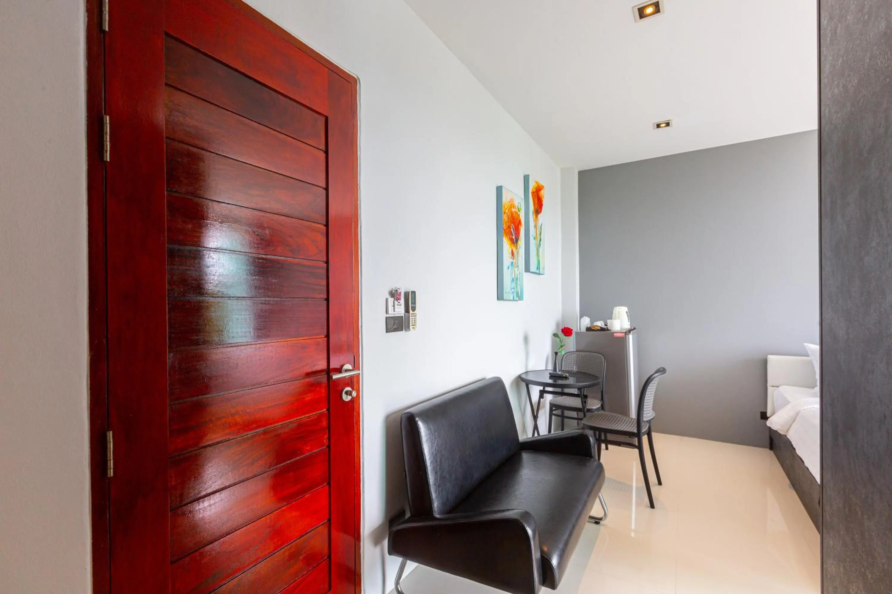 Bed in Rossarin Sea View Patong