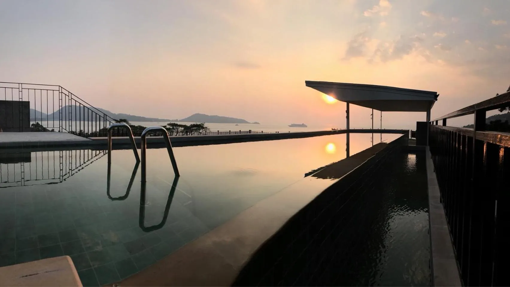 Sea view in Rossarin Sea View Patong