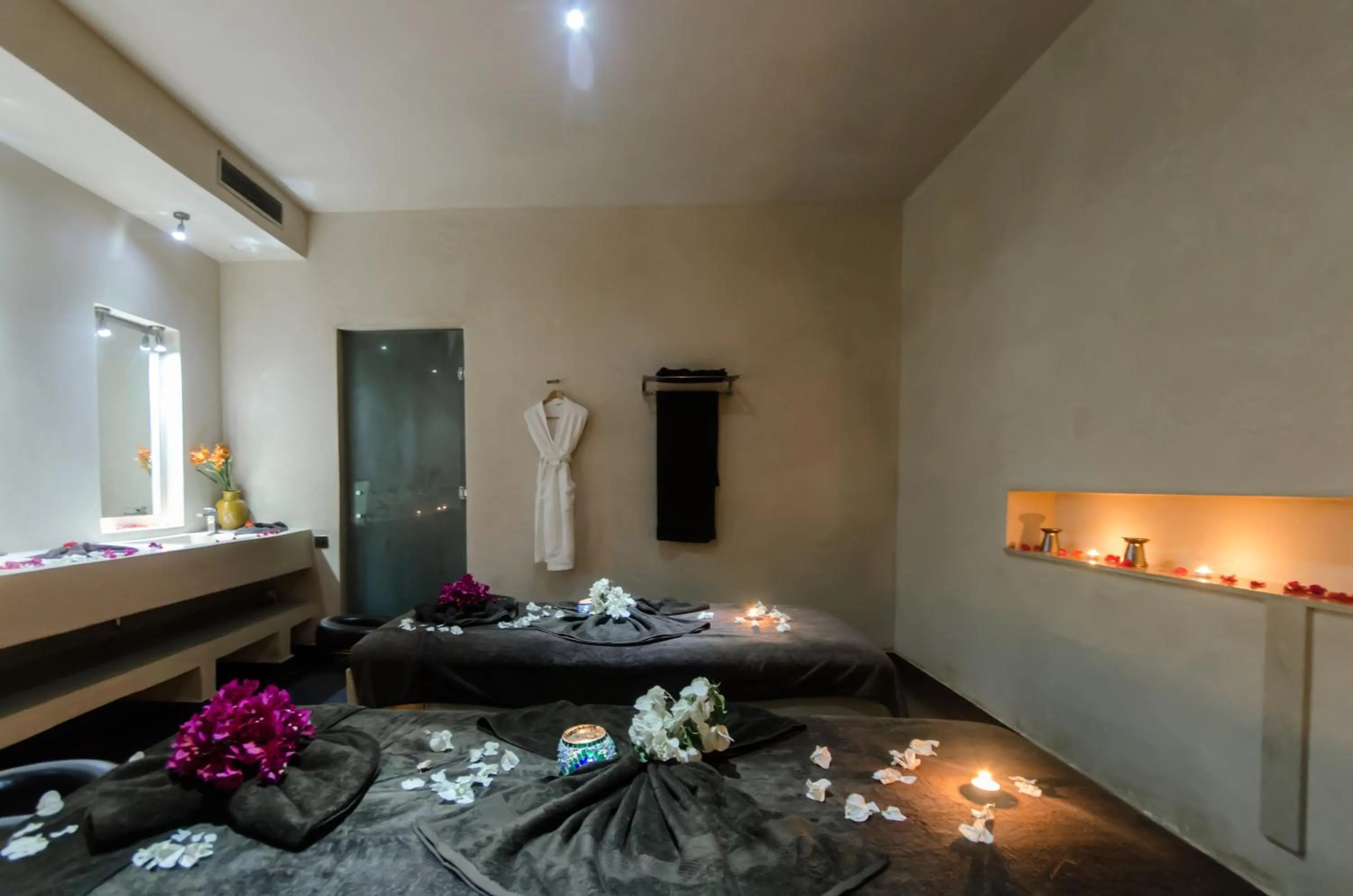 Spa and wellness centre/facilities, Bed in Dar Sabra