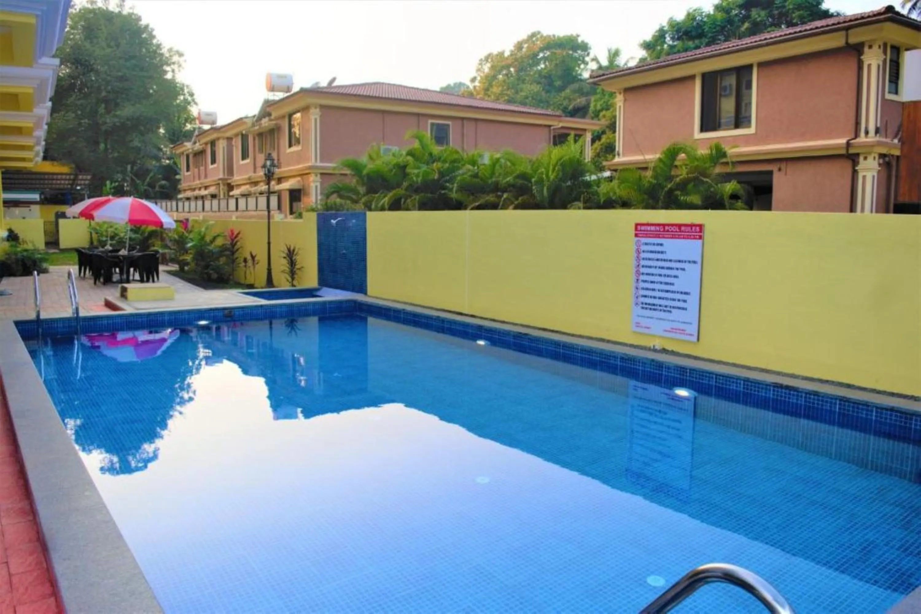 Swimming pool in Sonikas Leisure