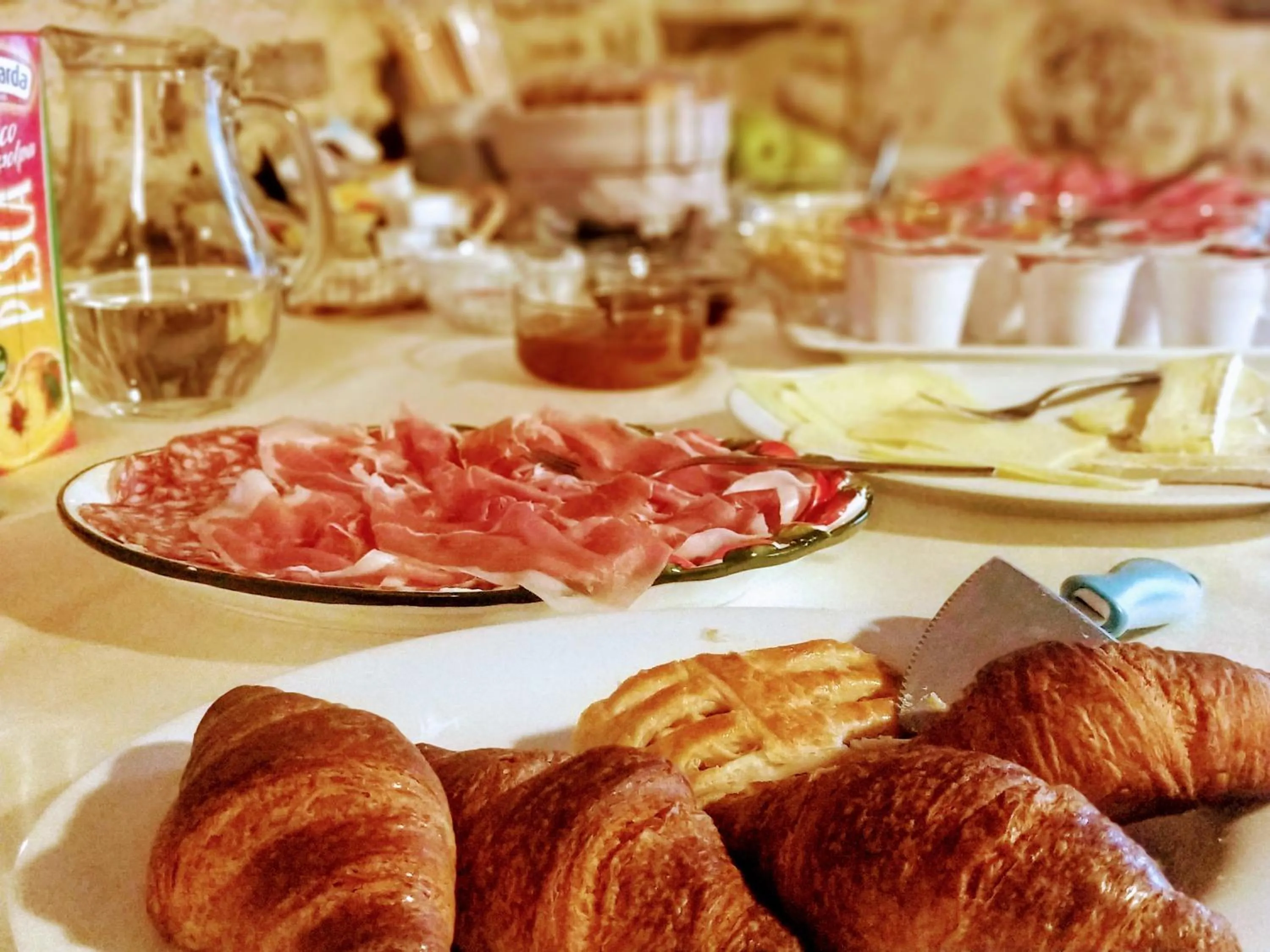 Breakfast in Marigold