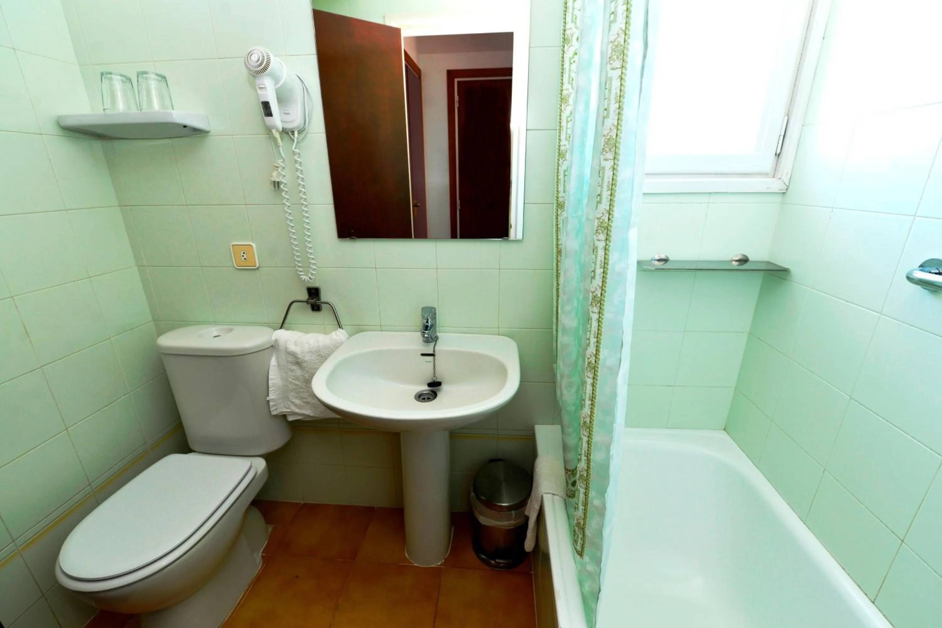 Bathroom in Hostal Magnolia