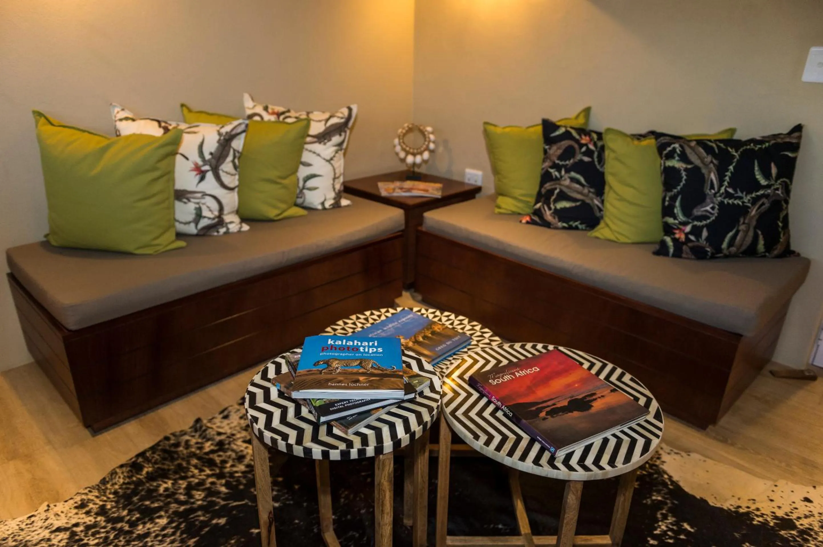 Property building in Impodimo Game Lodge