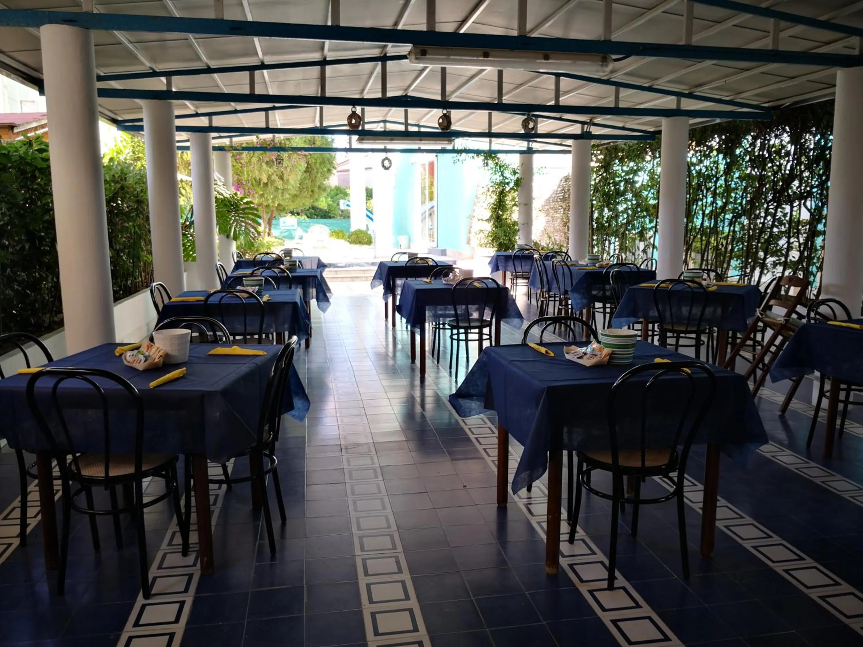Restaurant/places to eat in Hotel Venere