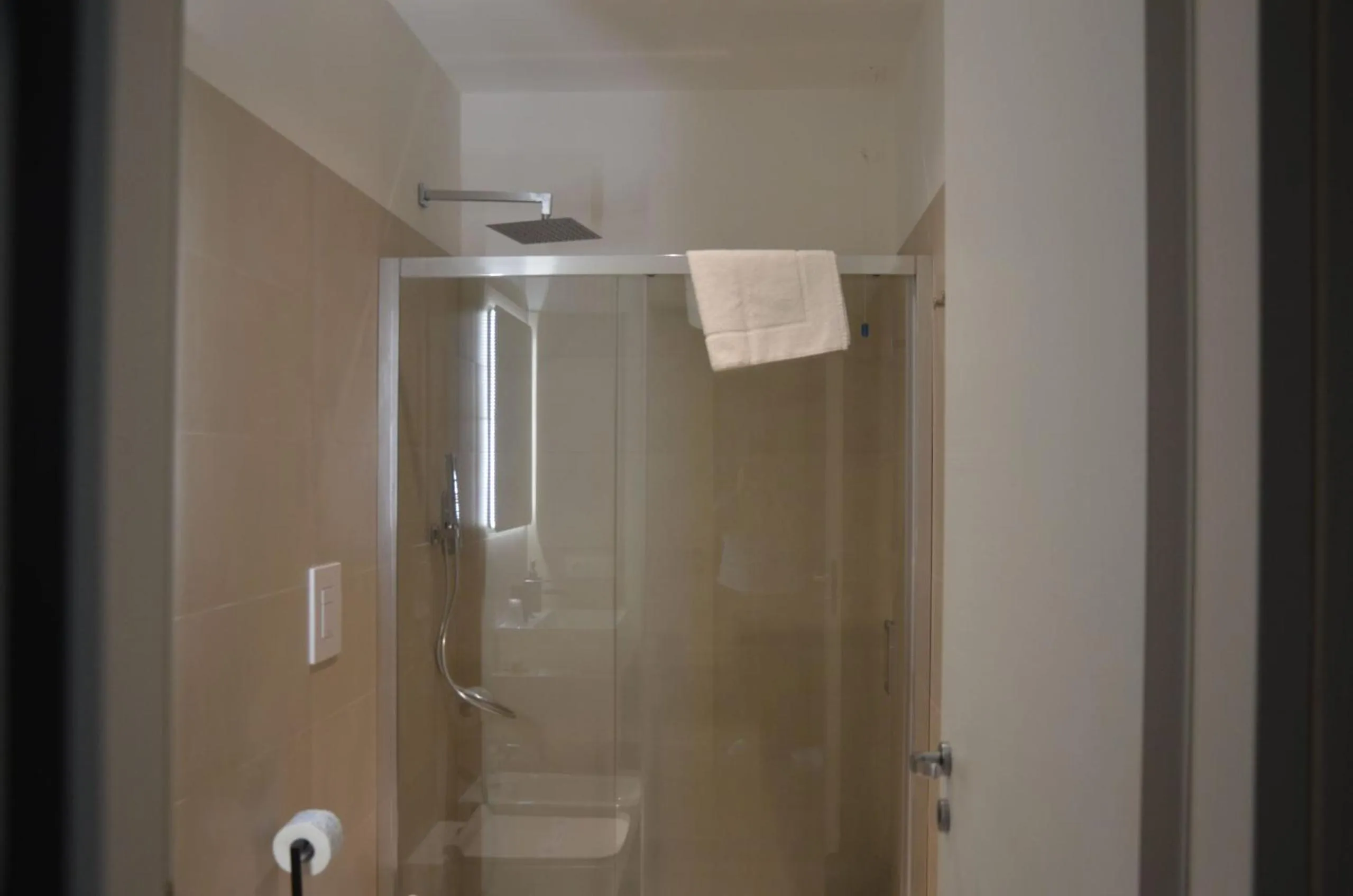 Shower in Hotel Venere