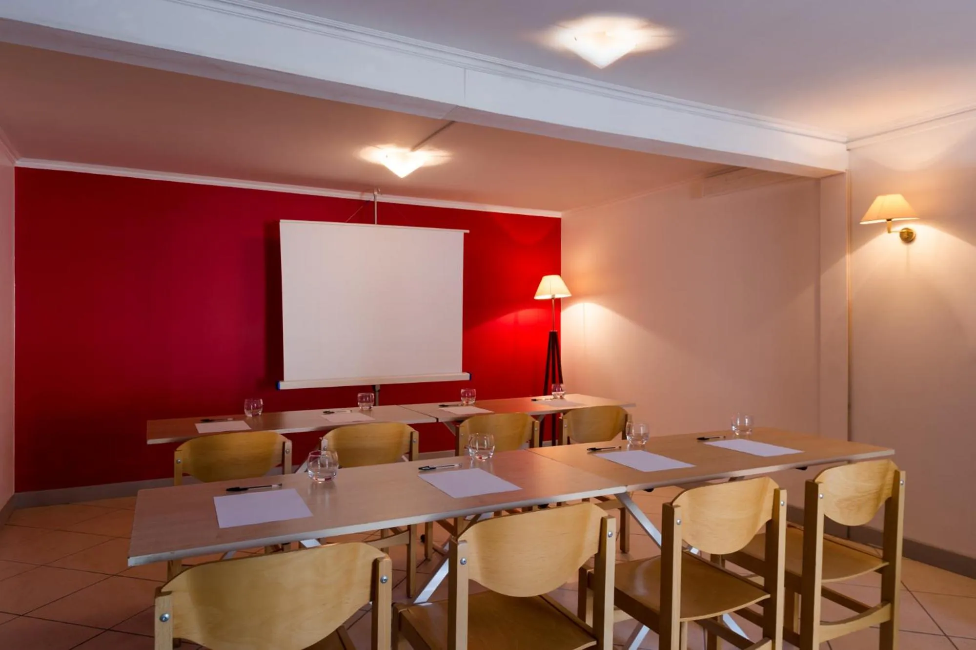 Meeting/conference room in The Originals Access, Hôtel Figeac