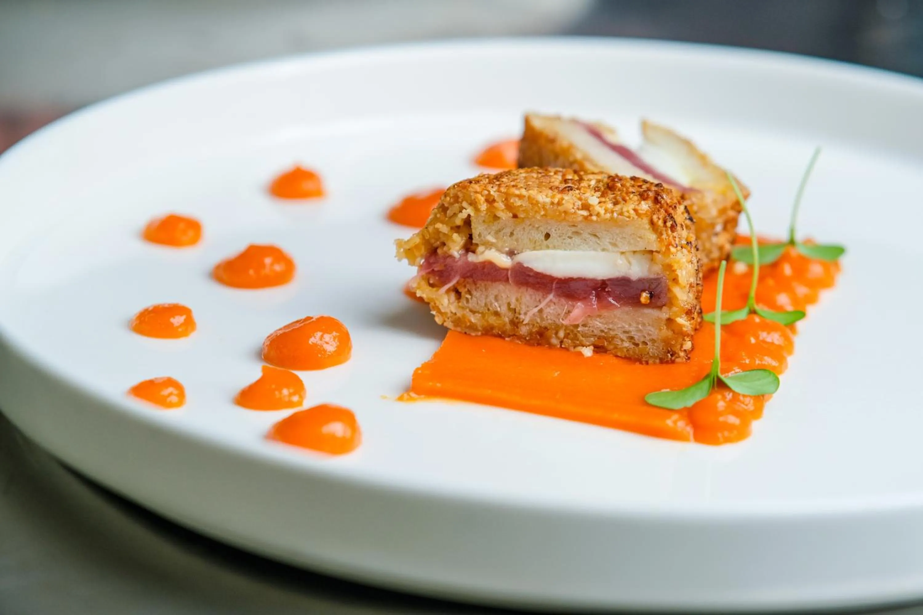 Restaurant/places to eat in Villa Aragonese Rooms