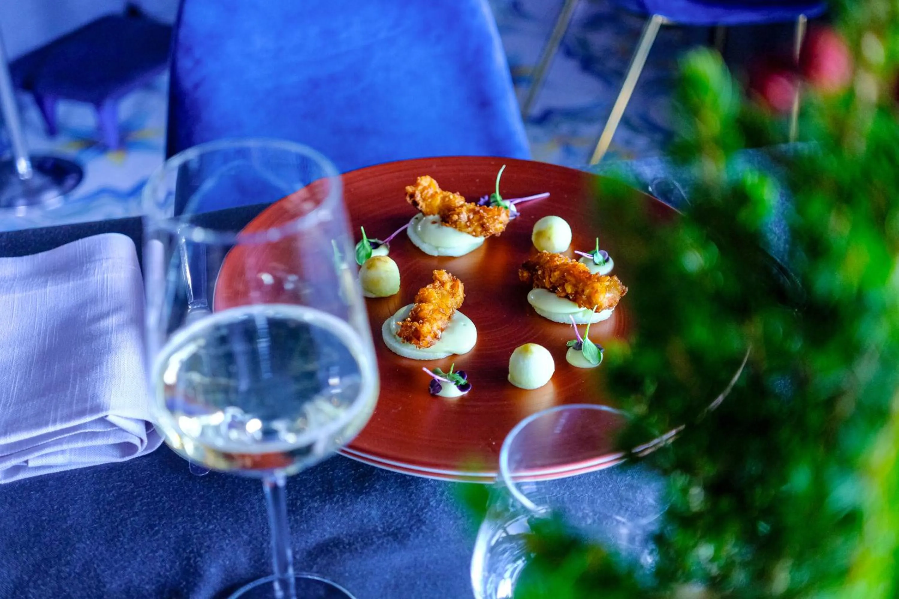 Restaurant/places to eat in Villa Aragonese Rooms