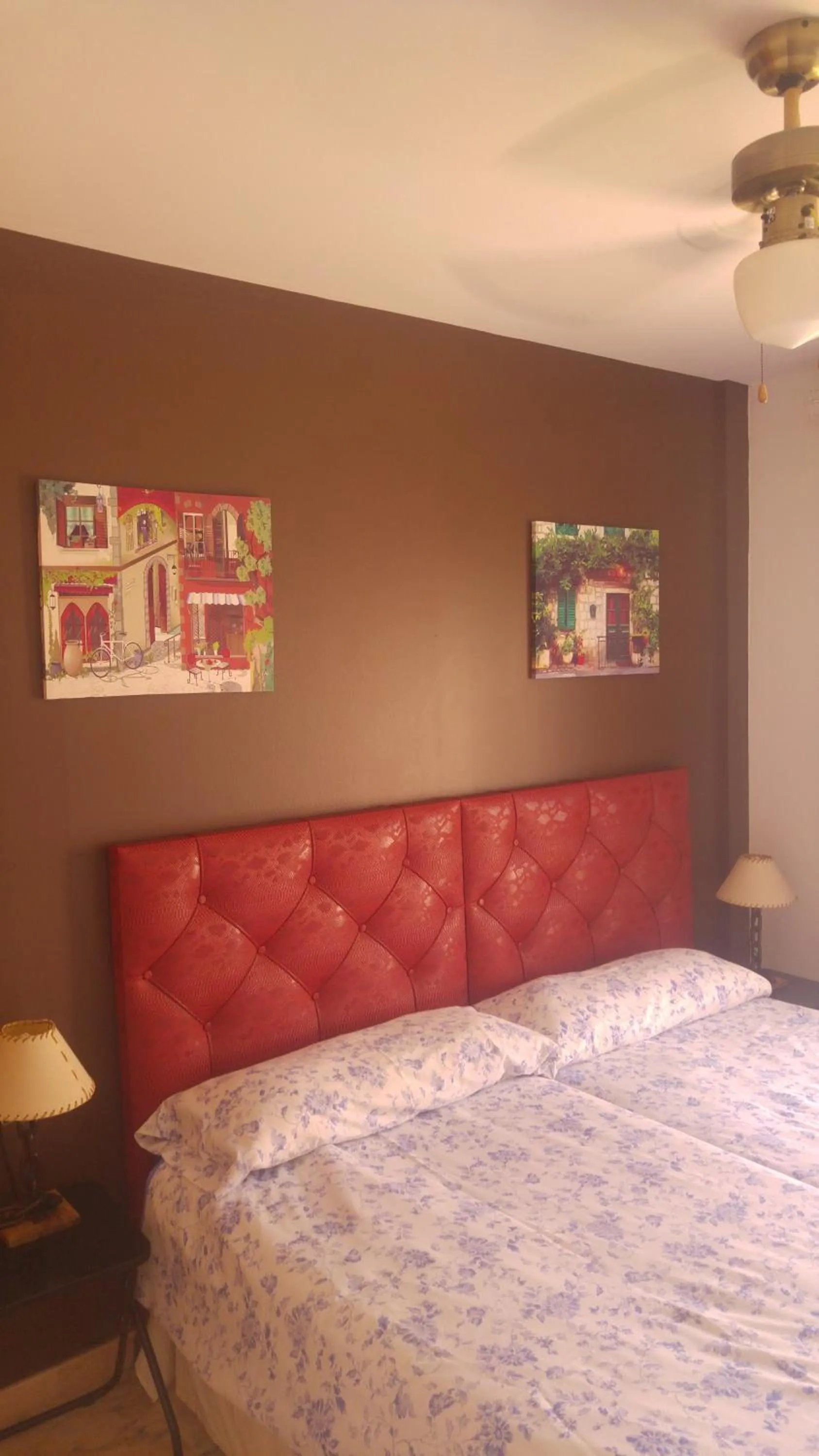 Photo of the whole room in Hospederia V Centenario